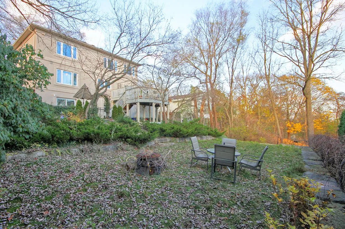Photo 44 of 754 Riverside Drive, London, North Q — HOMEH