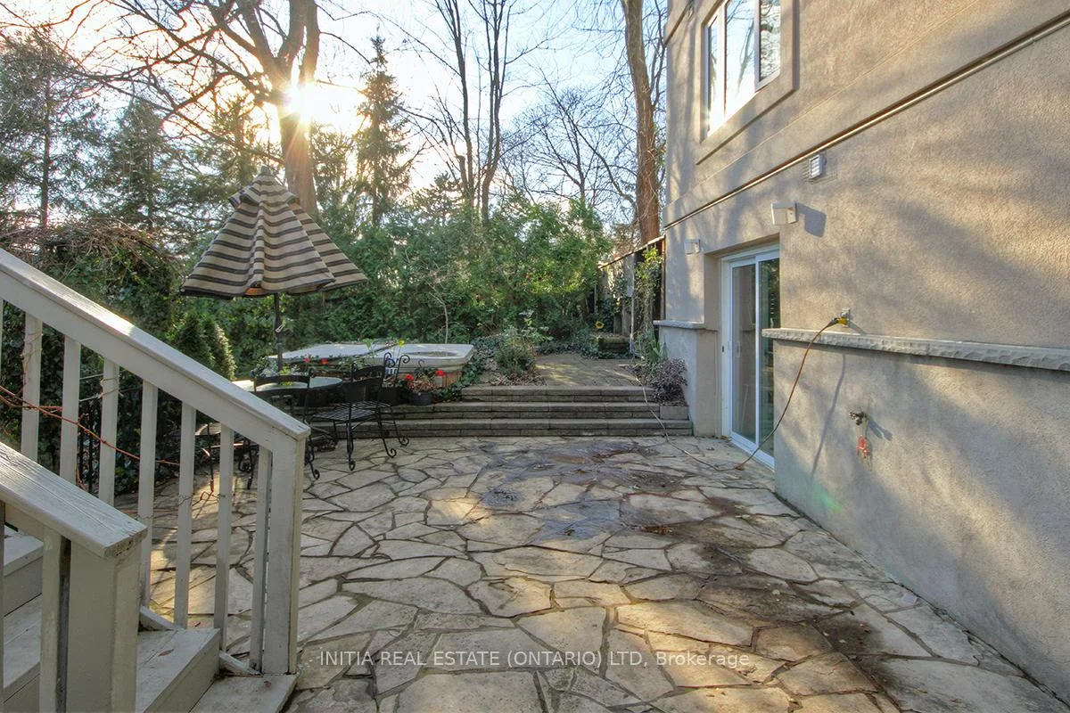 Photo 23 of 754 Riverside Drive, London, North Q — HOMEH