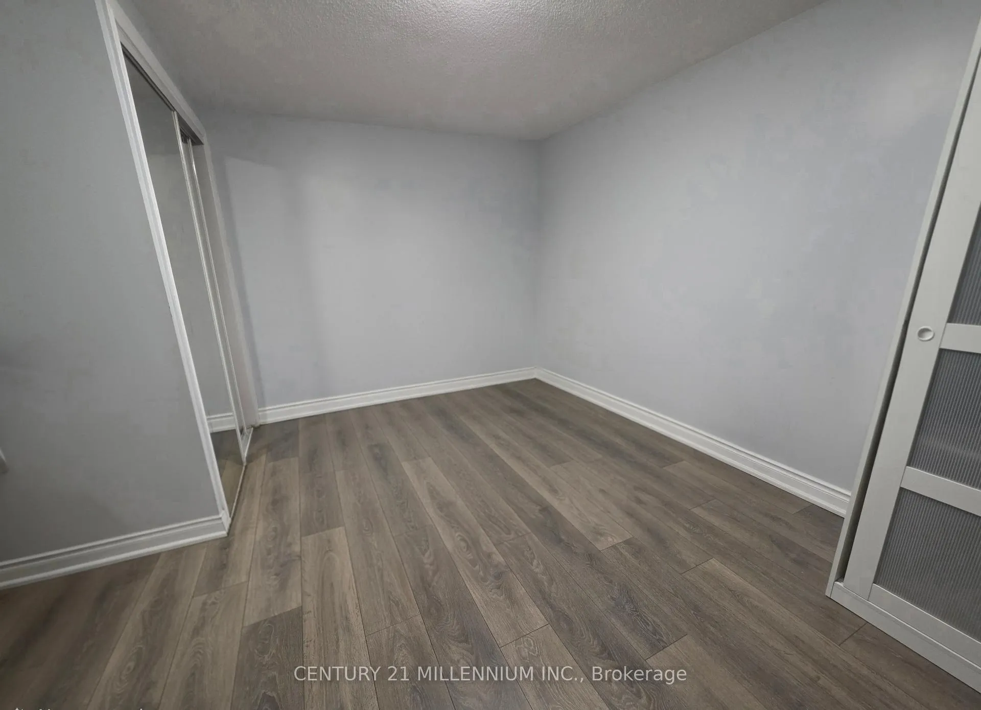 Photo 23 of 23 Malcolm Crescent, Brampton, Central Park — HOMEH