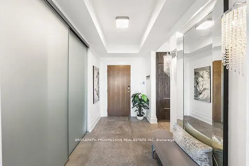 Photo 7 of Unit 303, 3 Southvale Drive, Toronto, Leaside — HOMEH
