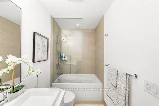 Photo 27 of Unit 303, 3 Southvale Drive, Toronto, Leaside — HOMEH