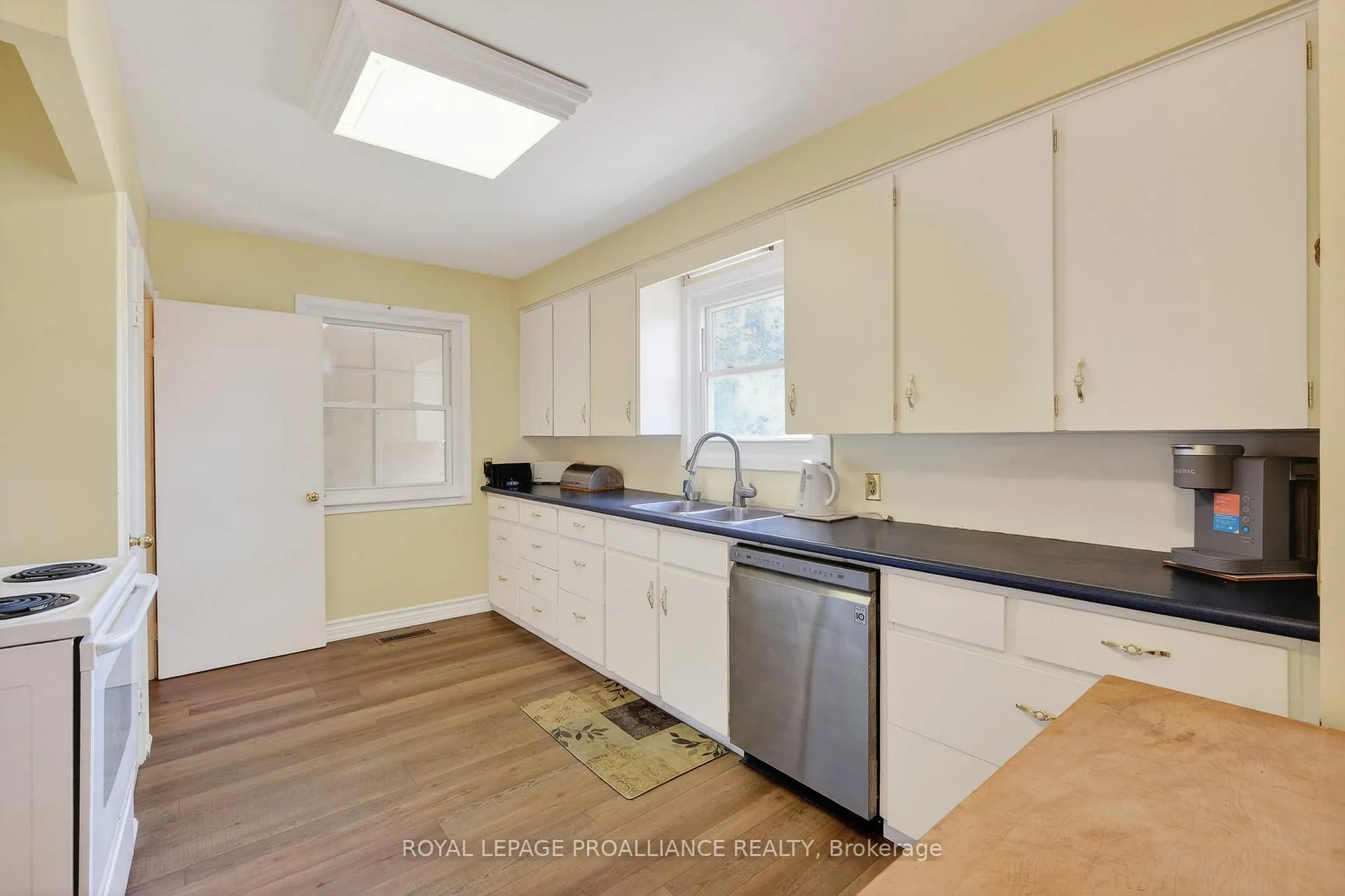 Photo 23 of 11 Cedar Street, Cramahe, Colborne — HOMEH