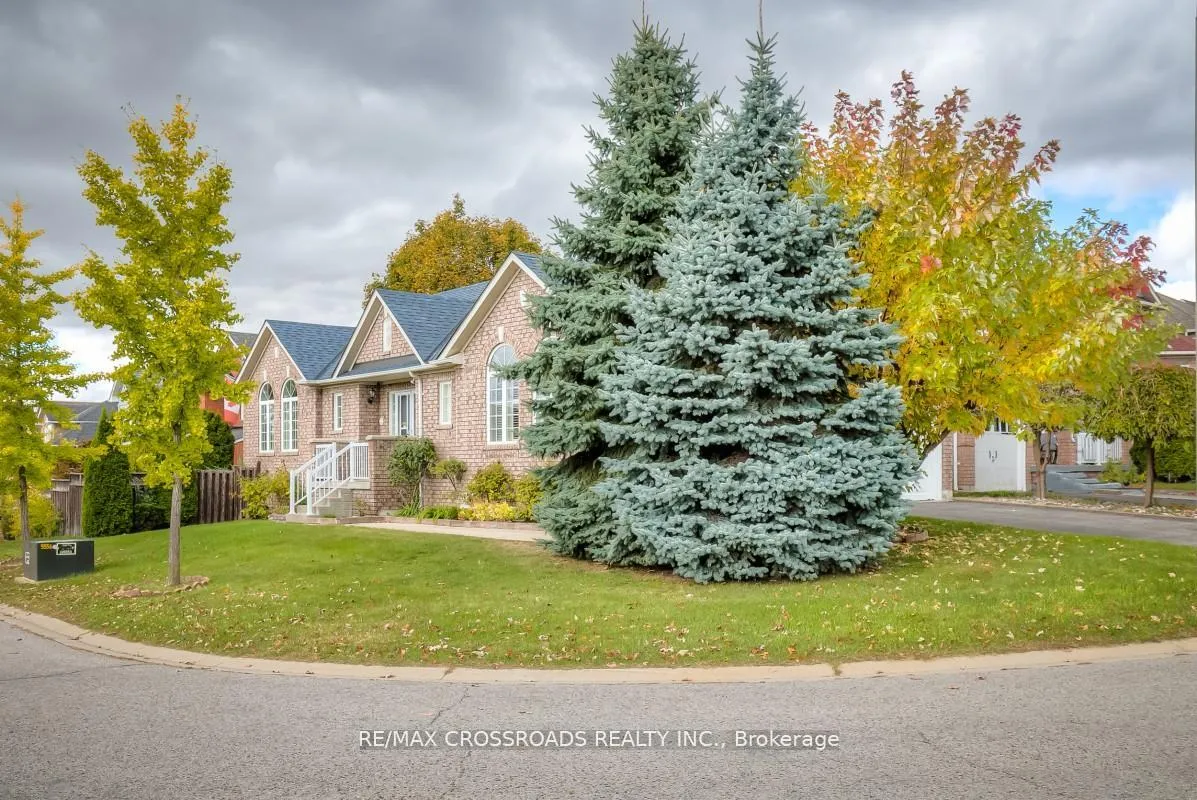 Photo 2 of 26 Lurosa Crescent, Whitby, Taunton North — HOMEH