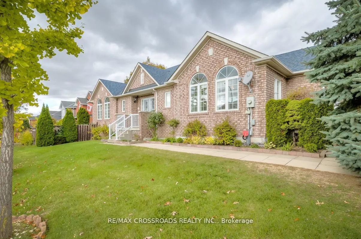 Photo 4 of 26 Lurosa Crescent, Whitby, Taunton North — HOMEH