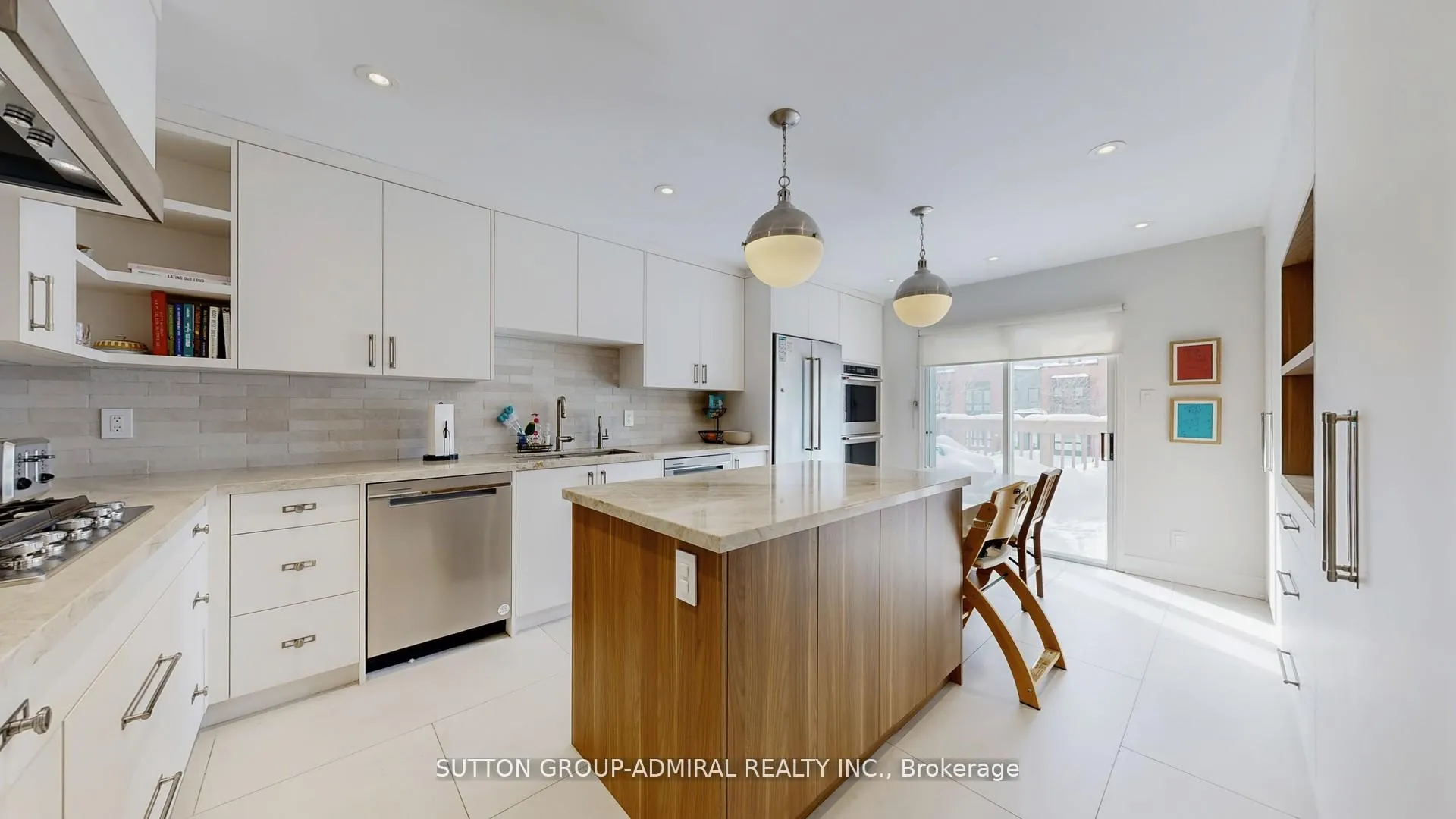 Photo 9 of 239 Rose Green Drive, Vaughan, Uplands — HOMEH