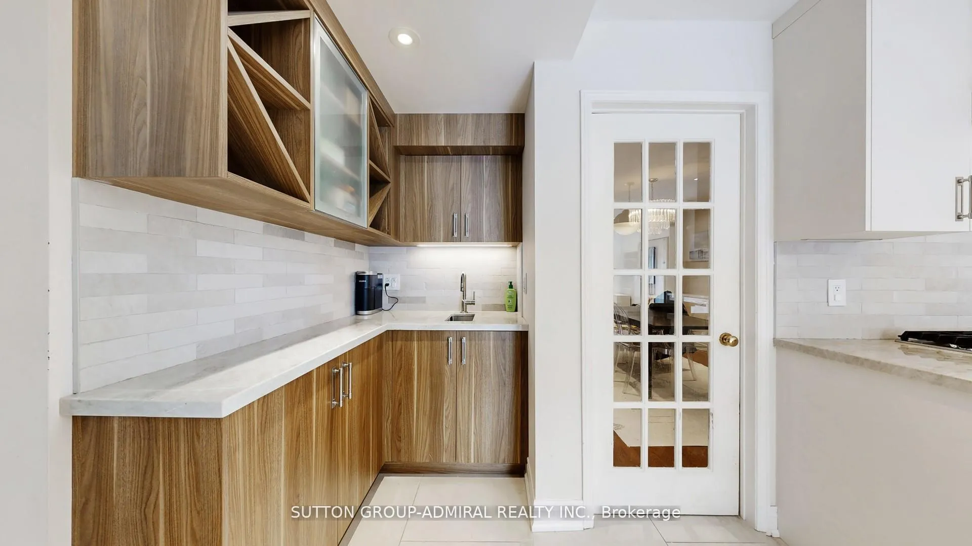 Photo 11 of 239 Rose Green Drive, Vaughan, Uplands — HOMEH