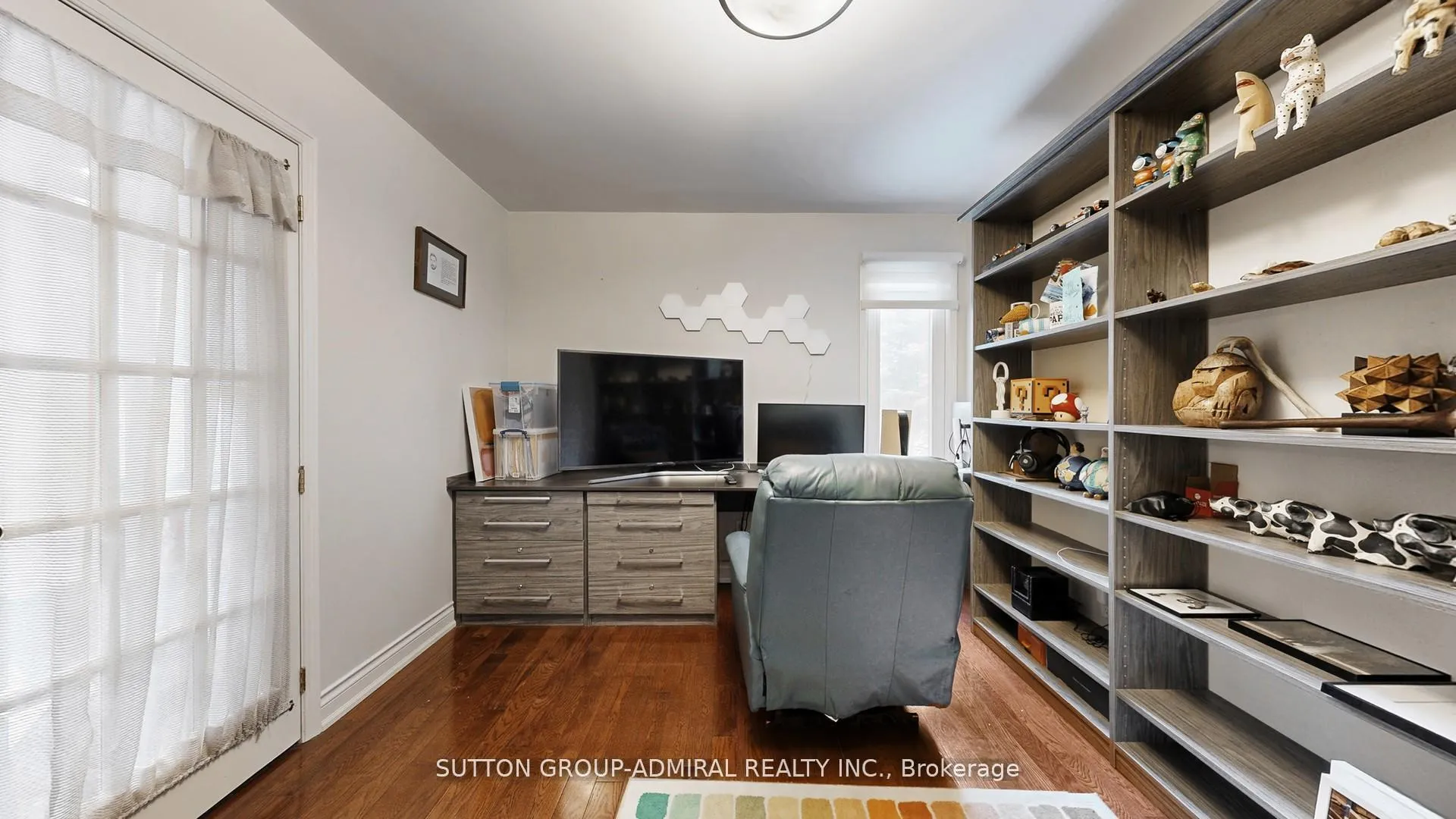 Photo 12 of 239 Rose Green Drive, Vaughan, Uplands — HOMEH