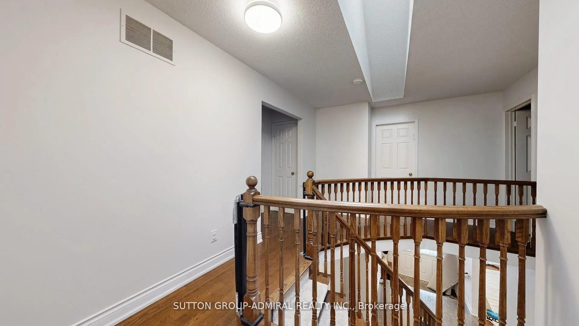 Photo 17 of 239 Rose Green Drive, Vaughan, Uplands — HOMEH