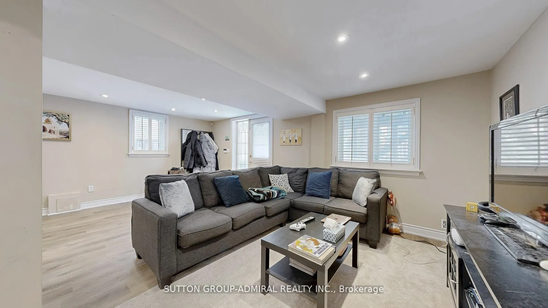 Photo 34 of 239 Rose Green Drive, Vaughan, Uplands — HOMEH