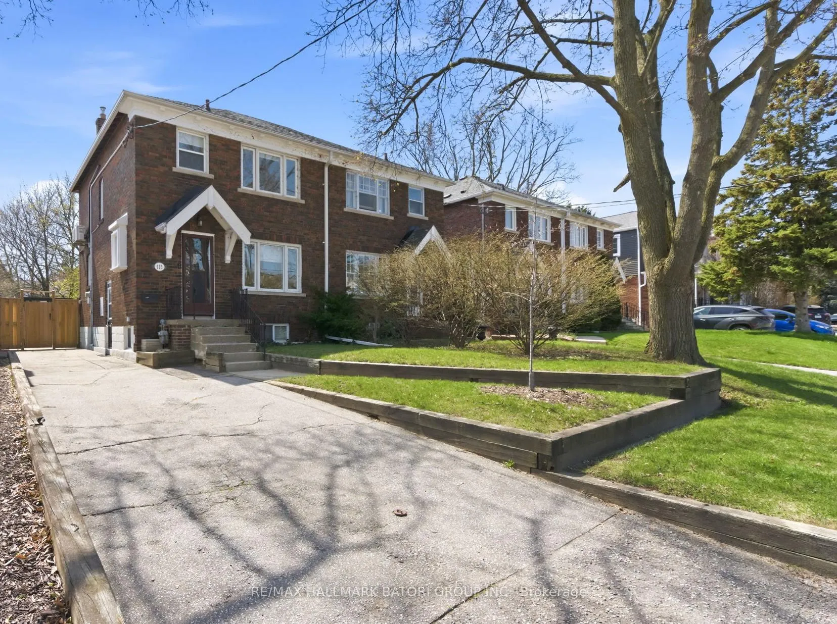 Photo 1 of 113 Divadale Drive, Toronto, Leaside — HOMEH
