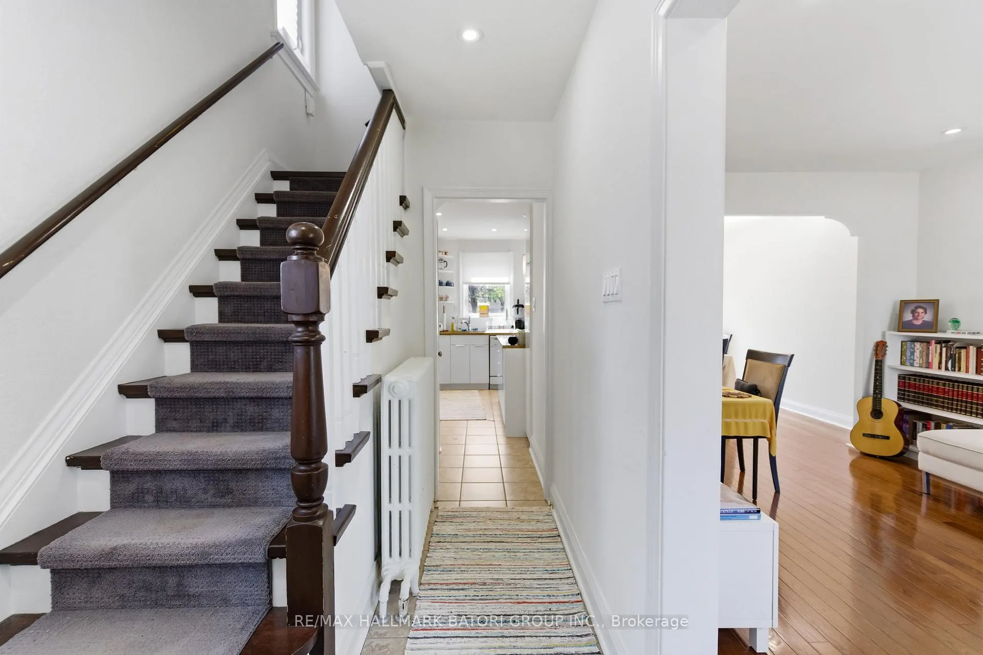 Photo 2 of 113 Divadale Drive, Toronto, Leaside — HOMEH