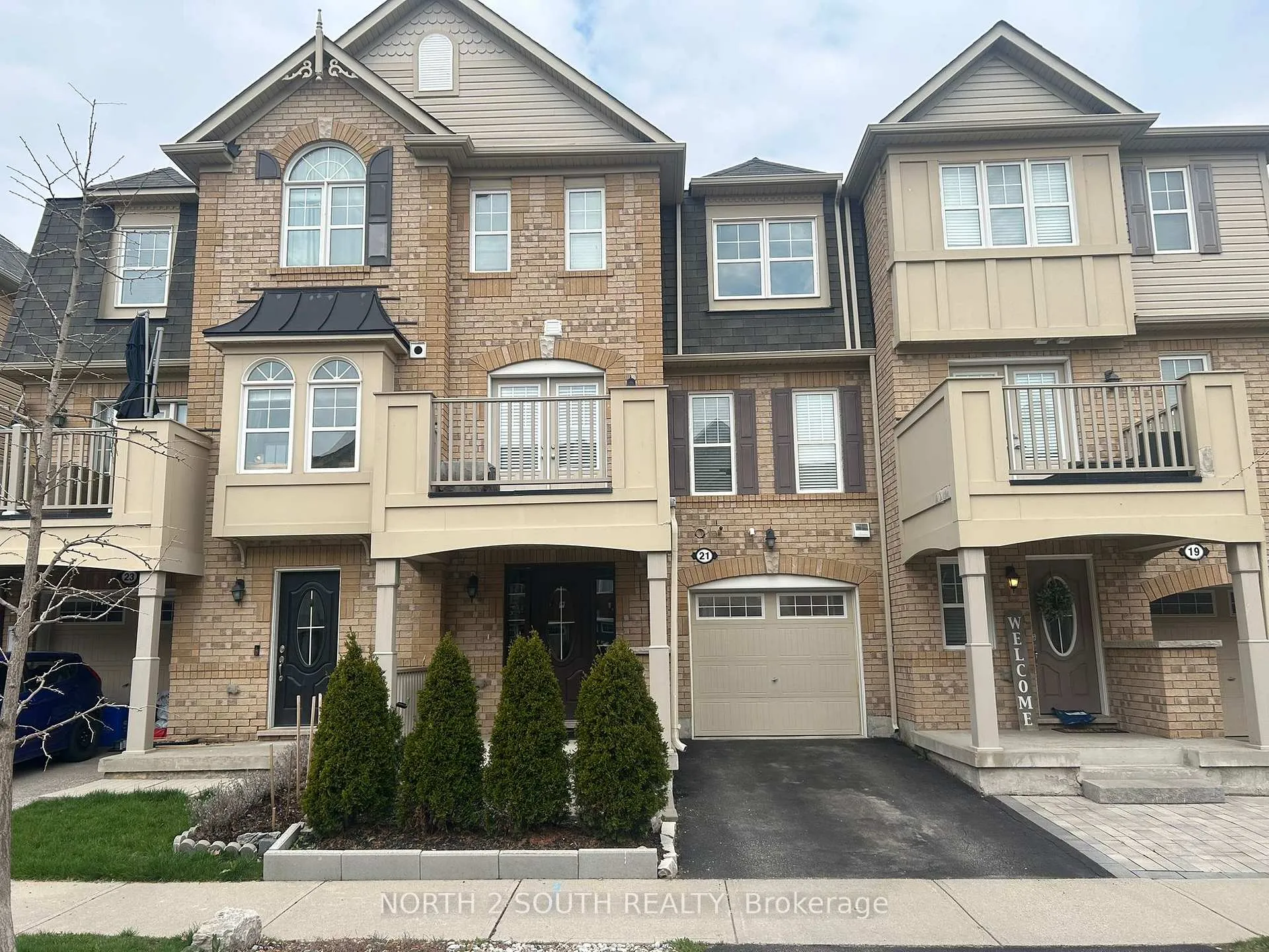 Photo 1 of 21 Suitor Court, Milton, Willmott — HOMEH