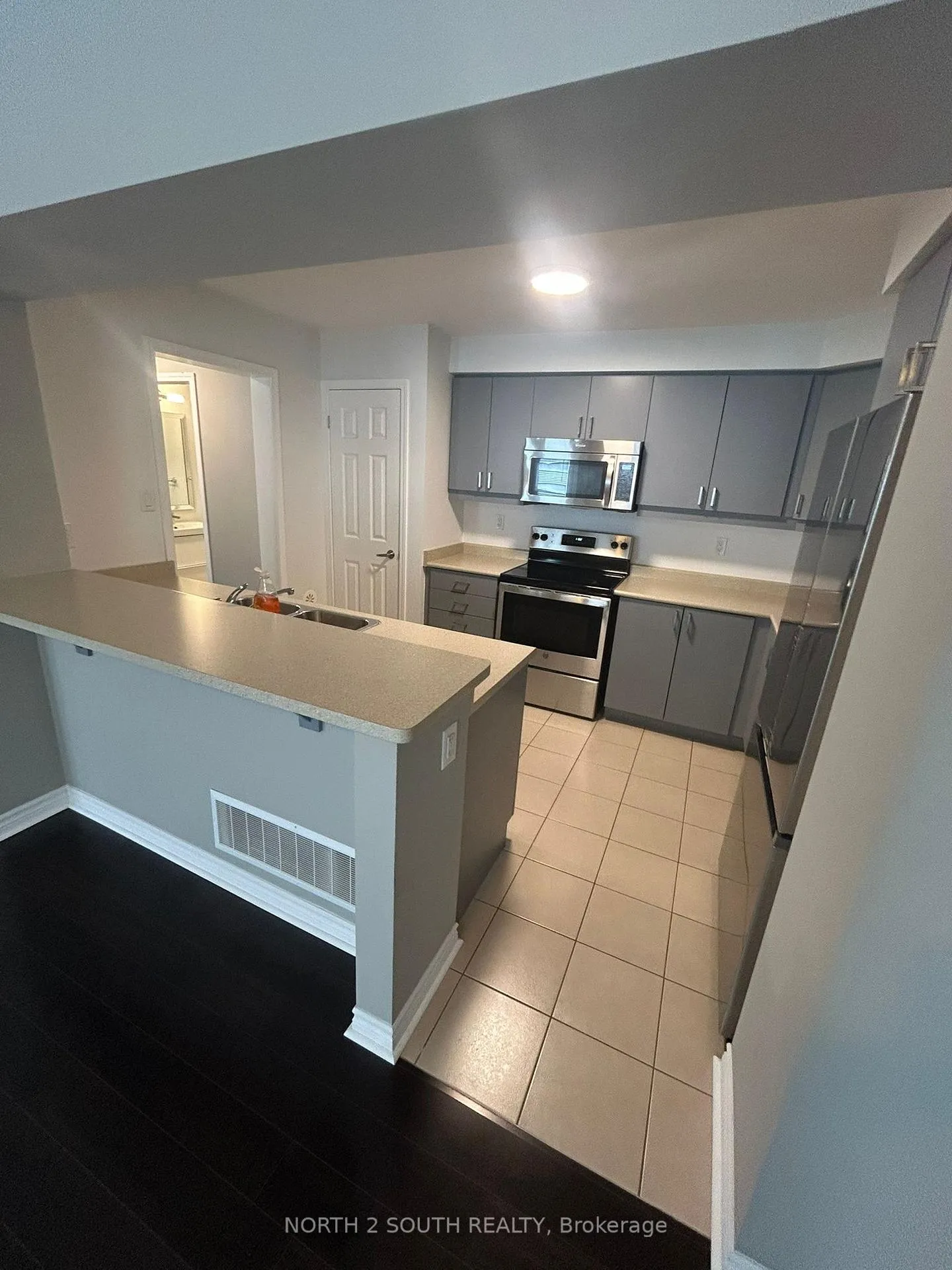 Photo 6 of 21 Suitor Court, Milton, Willmott — HOMEH