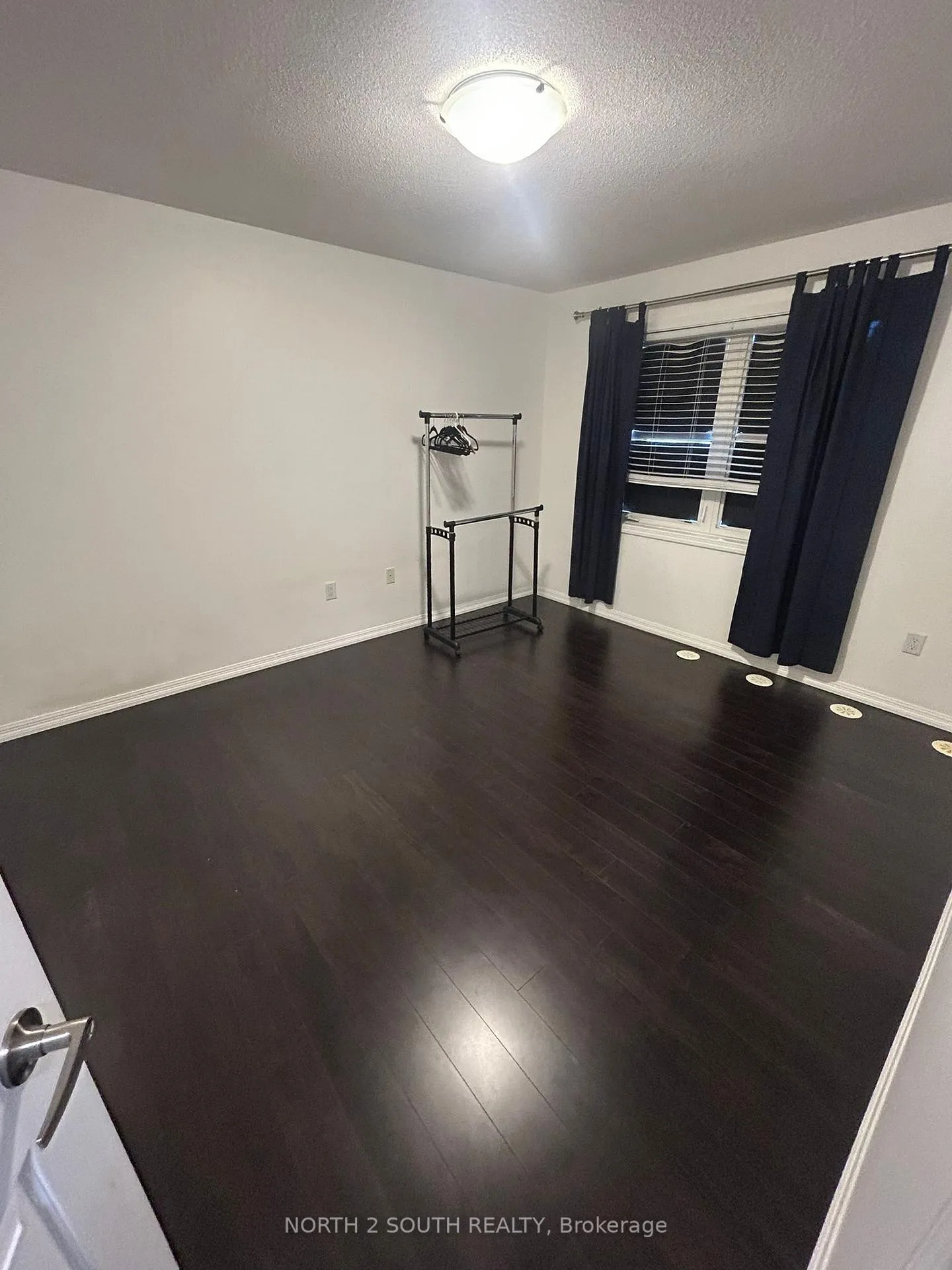 Photo 14 of 21 Suitor Court, Milton, Willmott — HOMEH