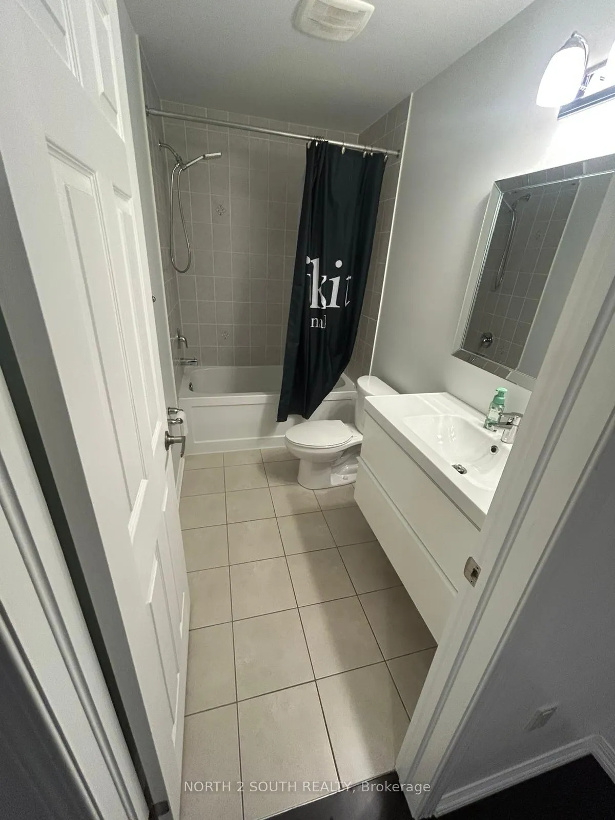 Photo 16 of 21 Suitor Court, Milton, Willmott — HOMEH