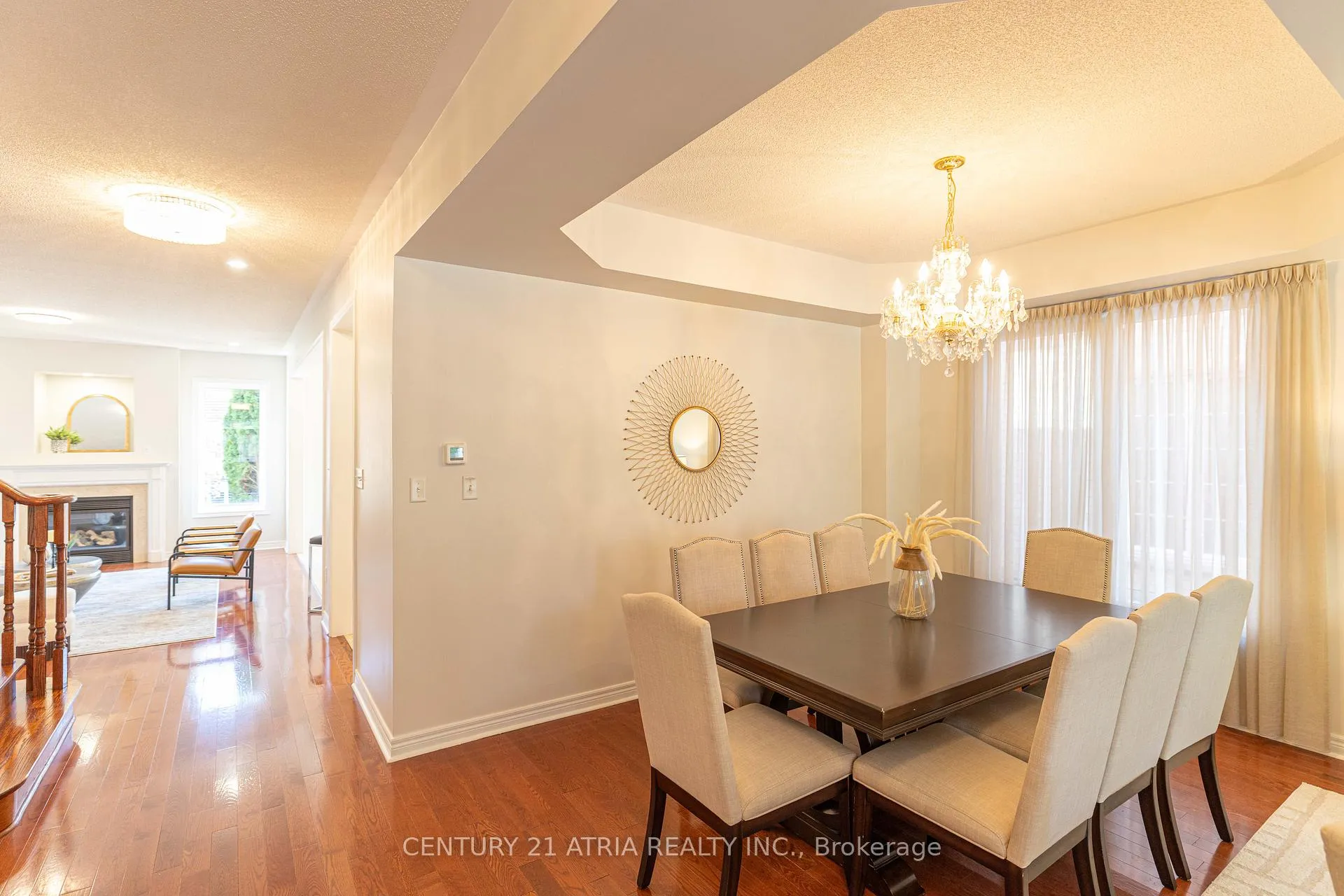 Photo 5 of 82 Adastra Crescent, Markham, Victoria Manor-Jennings Gate — HOMEH