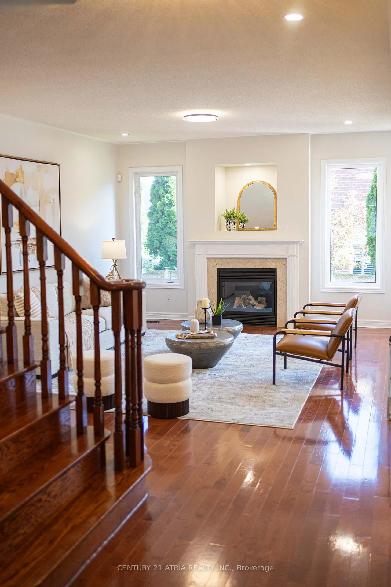 Photo 6 of 82 Adastra Crescent, Markham, Victoria Manor-Jennings Gate — HOMEH