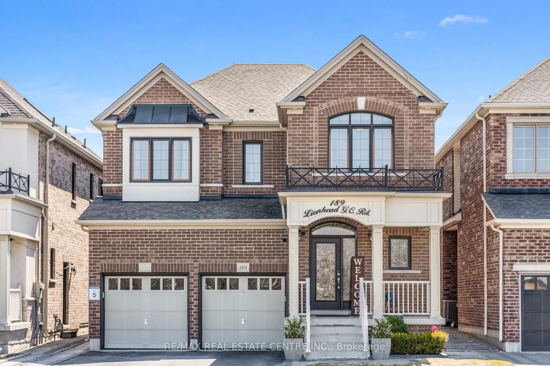 Front of 189 Lionhead Golf Club Road