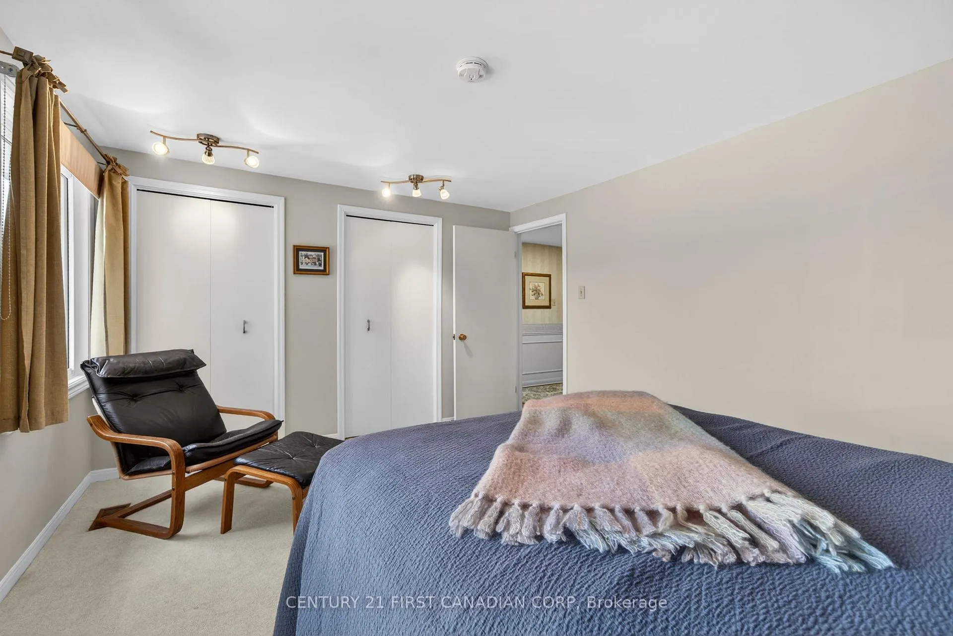 Photo 27 of 83 Guildford Crescent, London, South N — HOMEH