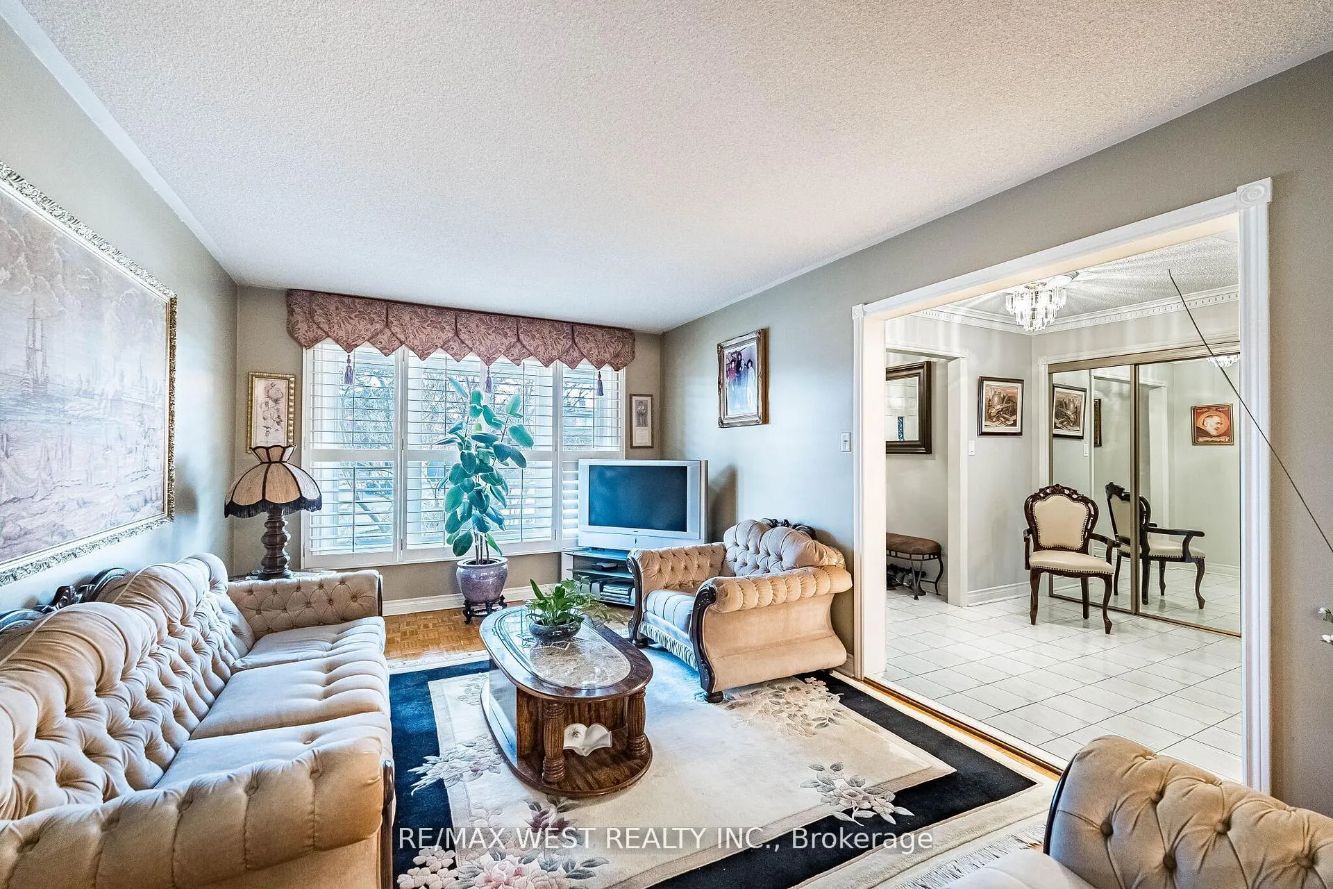 Photo 6 of 81 Vera Street, Vaughan, East Woodbridge — HOMEH