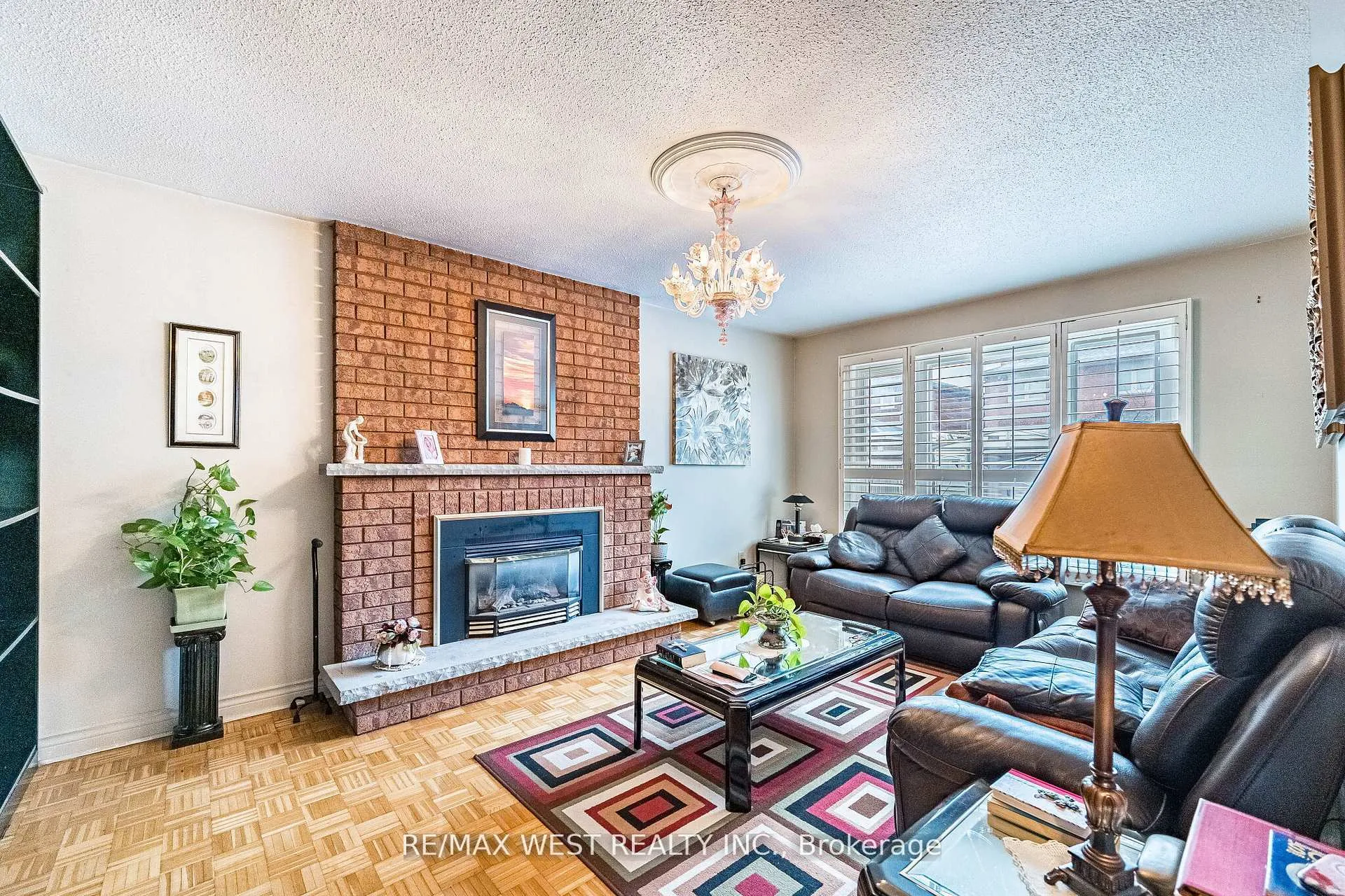Photo 10 of 81 Vera Street, Vaughan, East Woodbridge — HOMEH