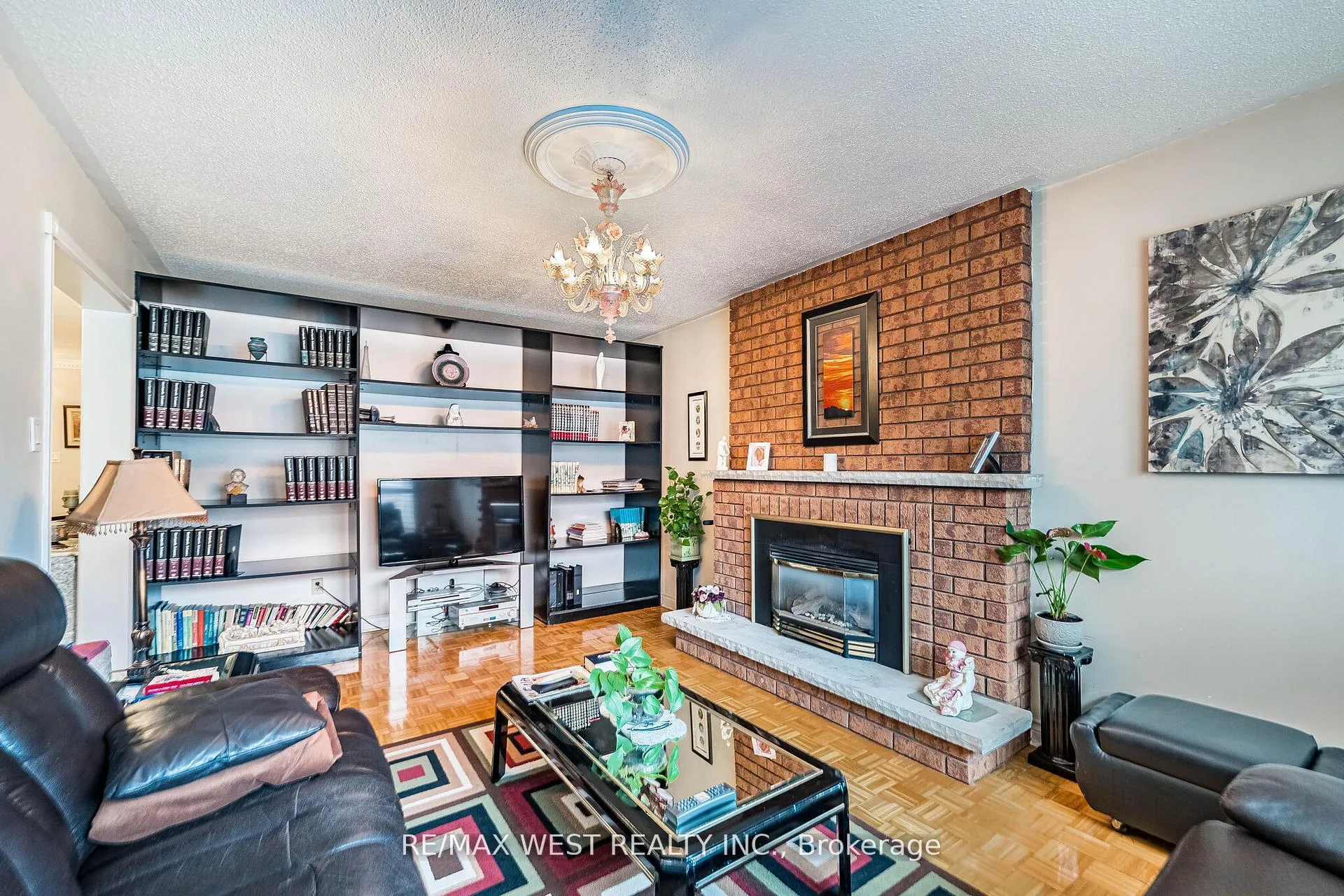 Photo 11 of 81 Vera Street, Vaughan, East Woodbridge — HOMEH