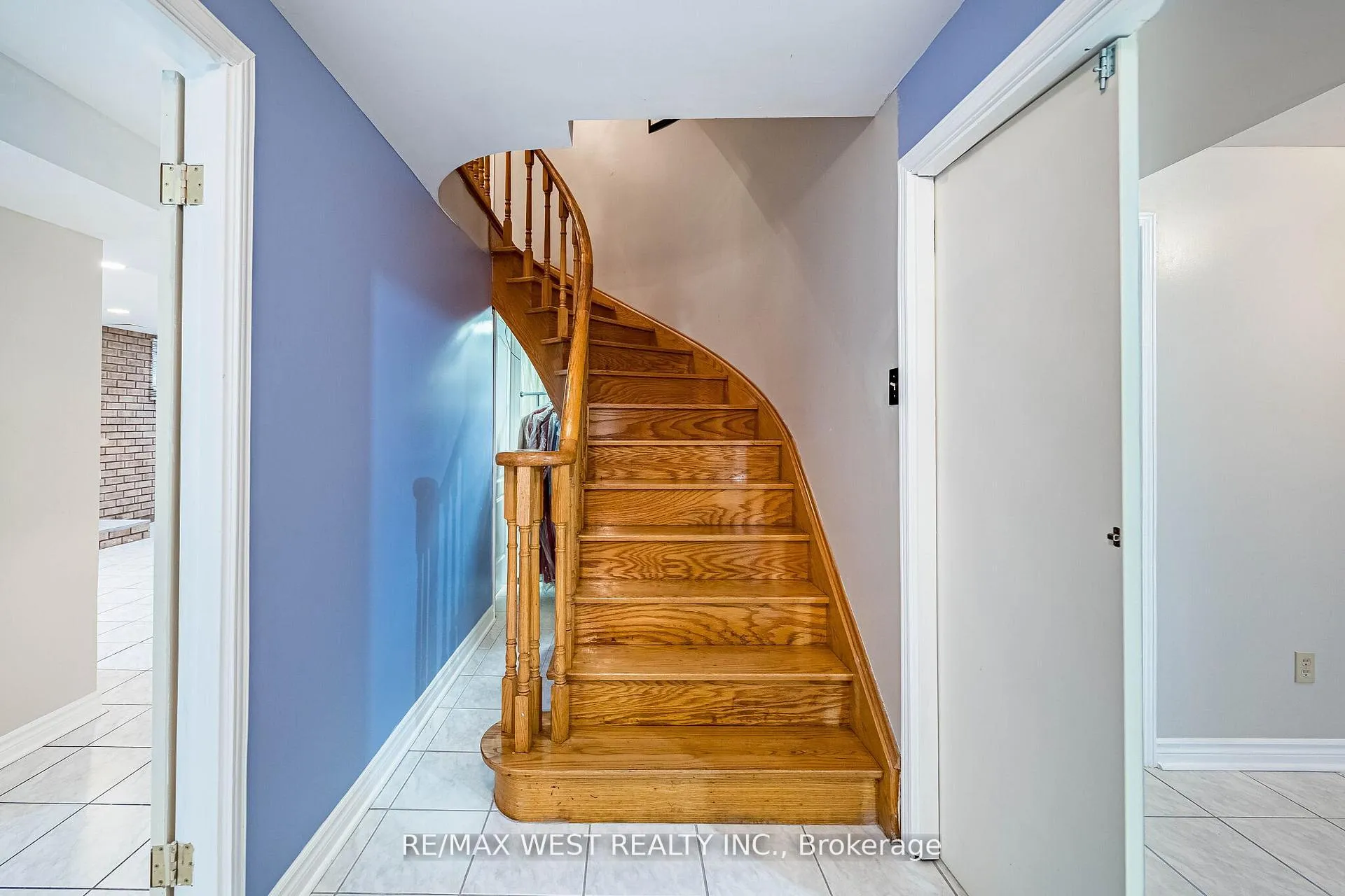 Photo 40 of 81 Vera Street, Vaughan, East Woodbridge — HOMEH