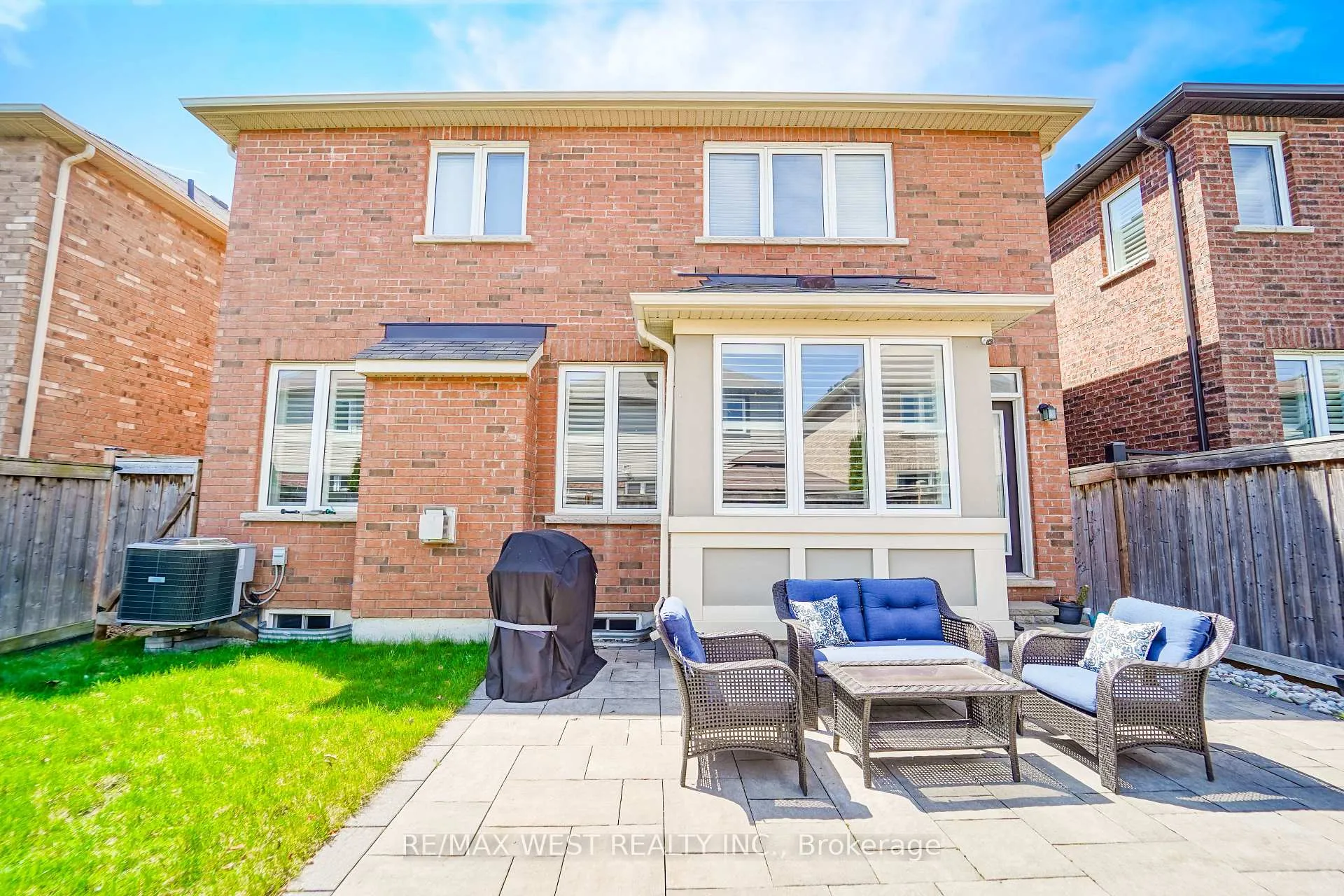 Photo 14 of 7 Aldersgate Drive, Brampton, Northwest Brampton — HOMEH