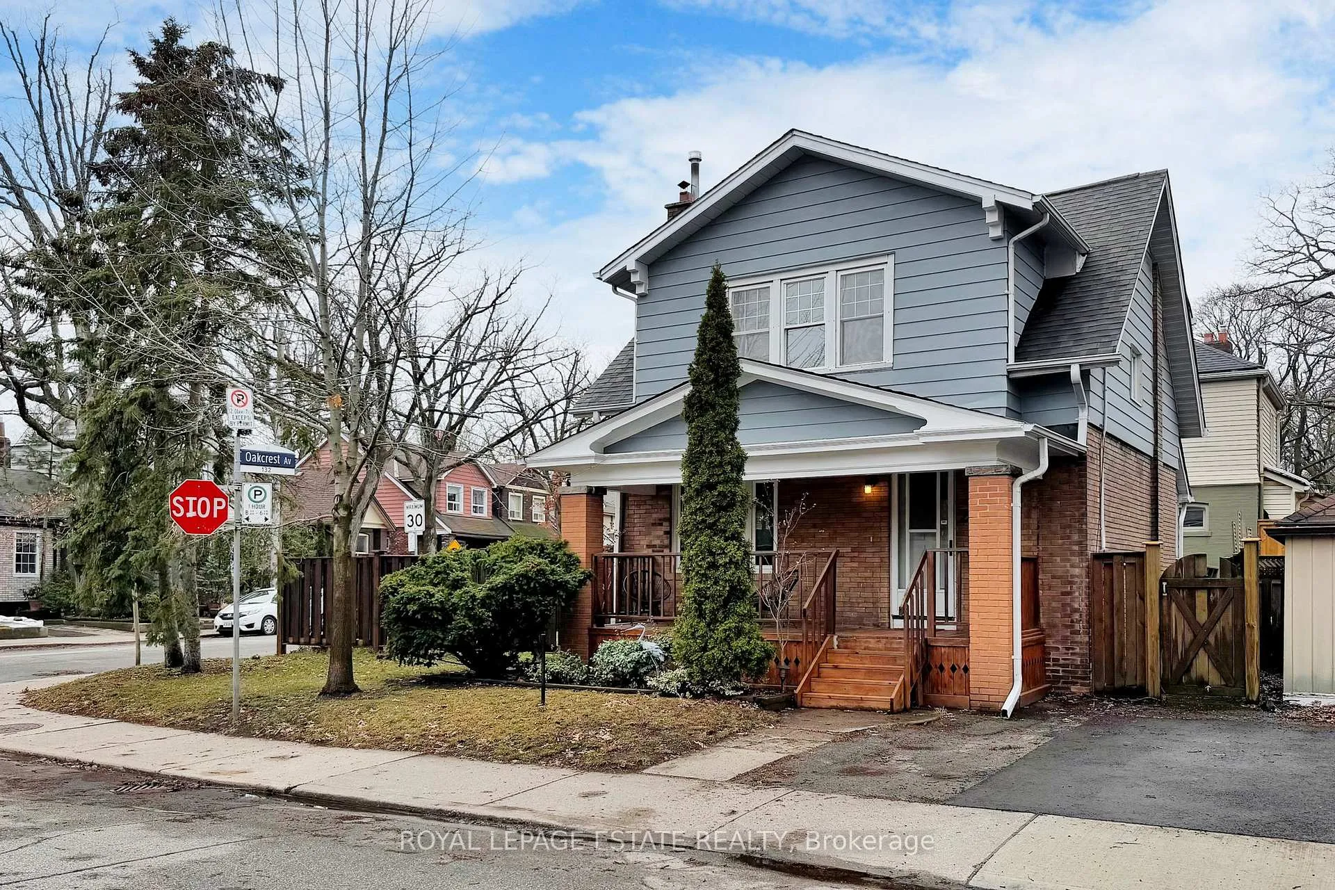 Photo 2 of 2 Beck Avenue, Toronto, East End-Danforth — HOMEH