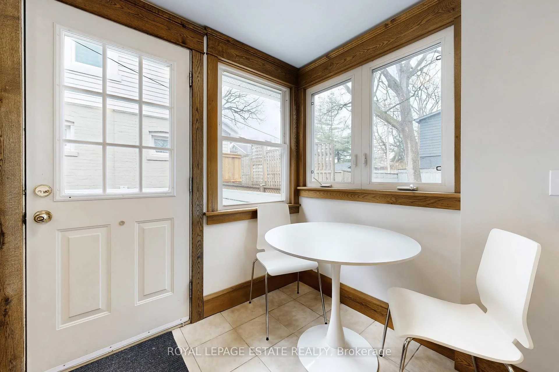 Photo 14 of 2 Beck Avenue, Toronto, East End-Danforth — HOMEH