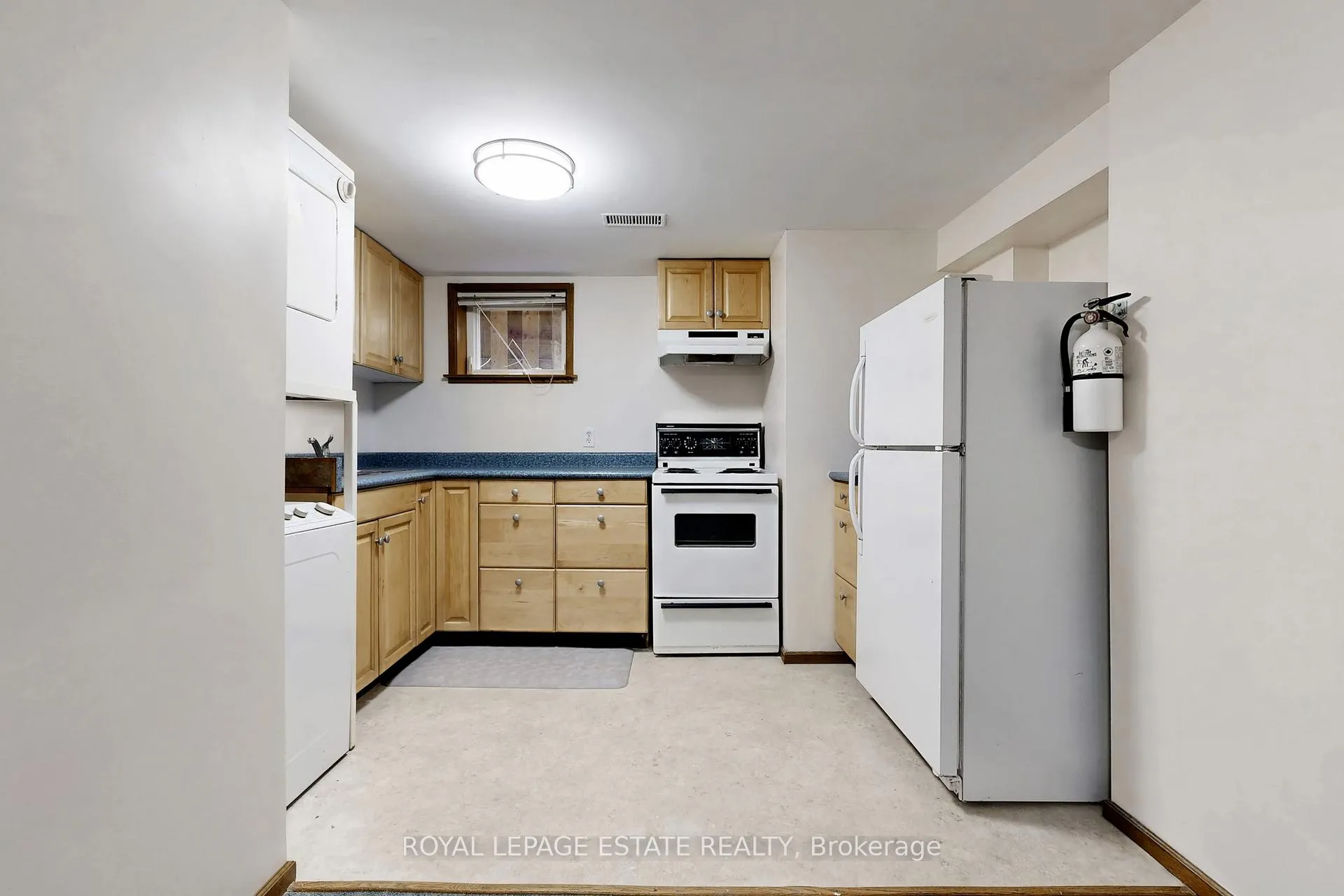 Photo 27 of 2 Beck Avenue, Toronto, East End-Danforth — HOMEH