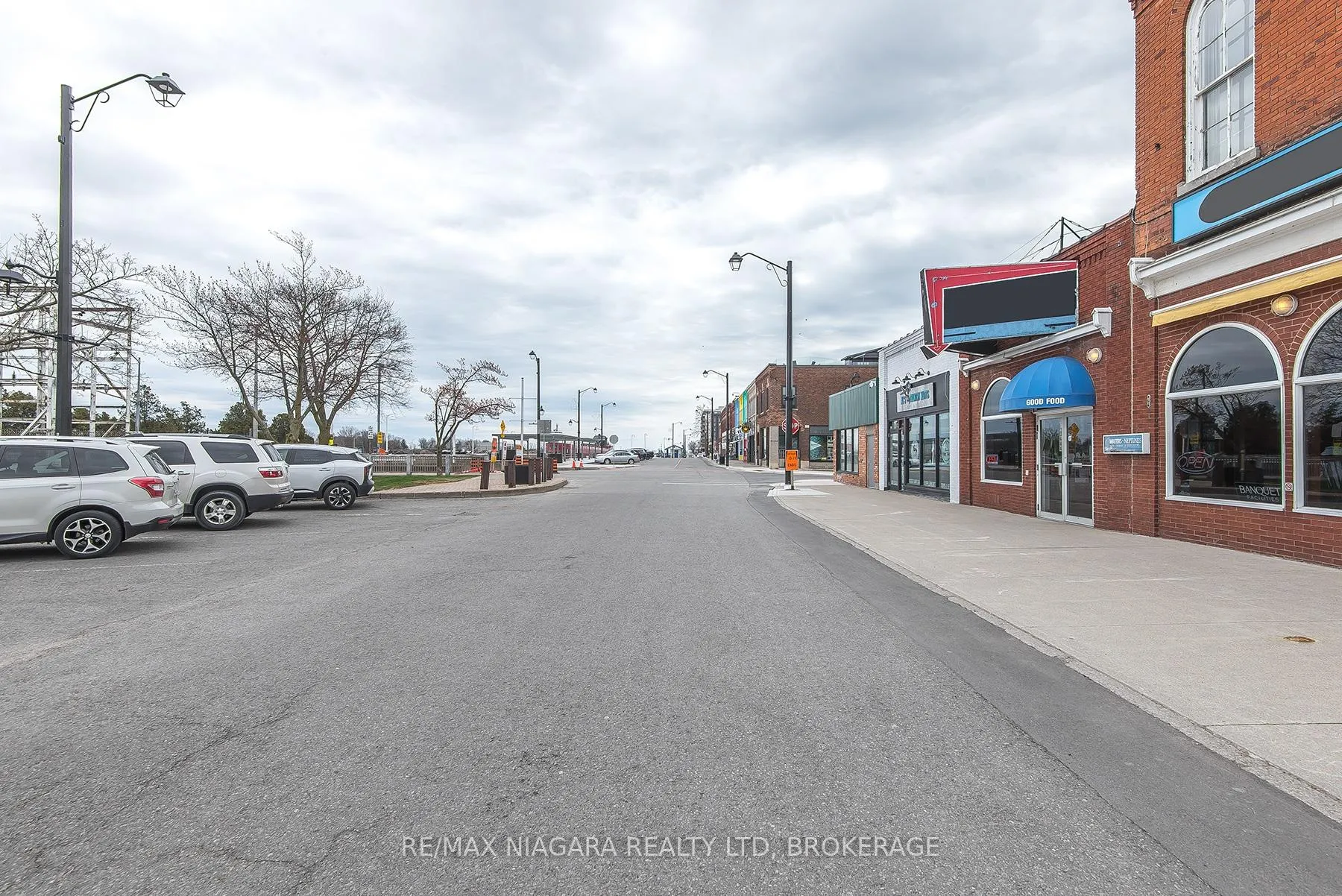 Photo 15 of Unit Unit 2, 264 West Street, Port Colborne, Sugarloaf — HOMEH
