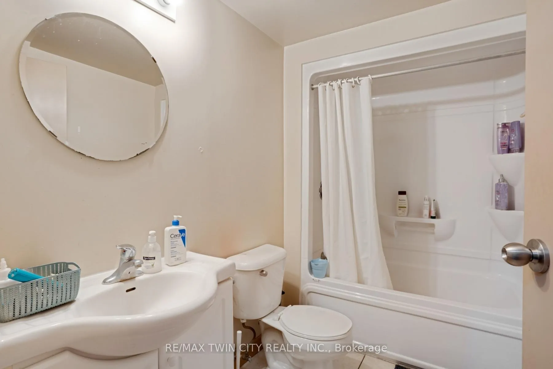 Photo 13 of Unit 303, 271 Lester Street, Waterloo, Beechwood/University — HOMEH