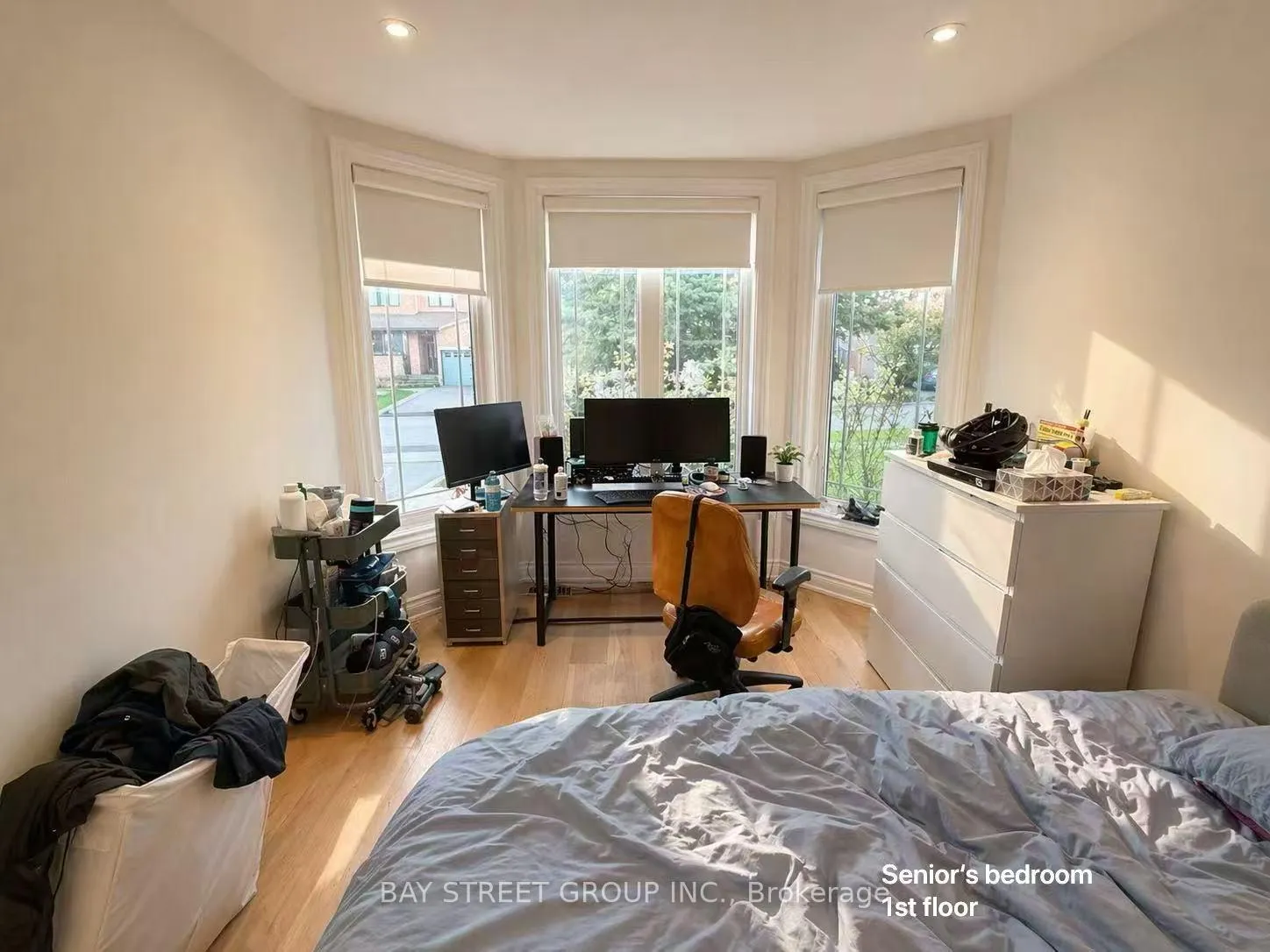Photo 2 of Unit Upper Level, 42 Fouracre Way, Aurora, Bayview Northeast — HOMEH