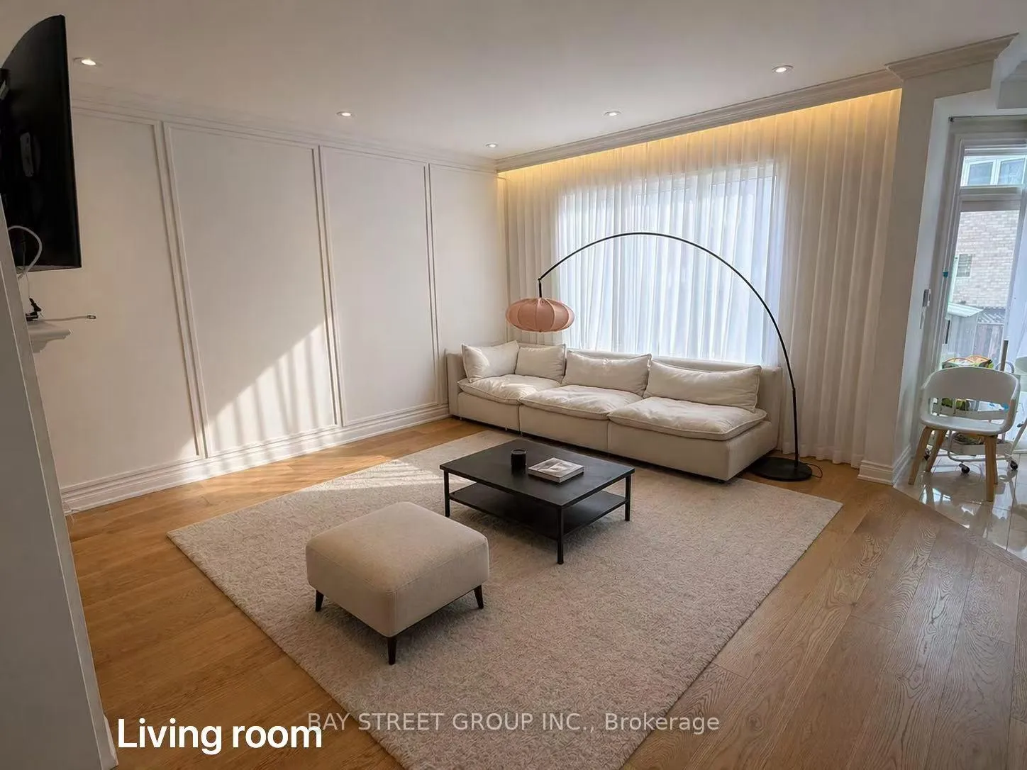 Photo 9 of Unit Upper Level, 42 Fouracre Way, Aurora, Bayview Northeast — HOMEH