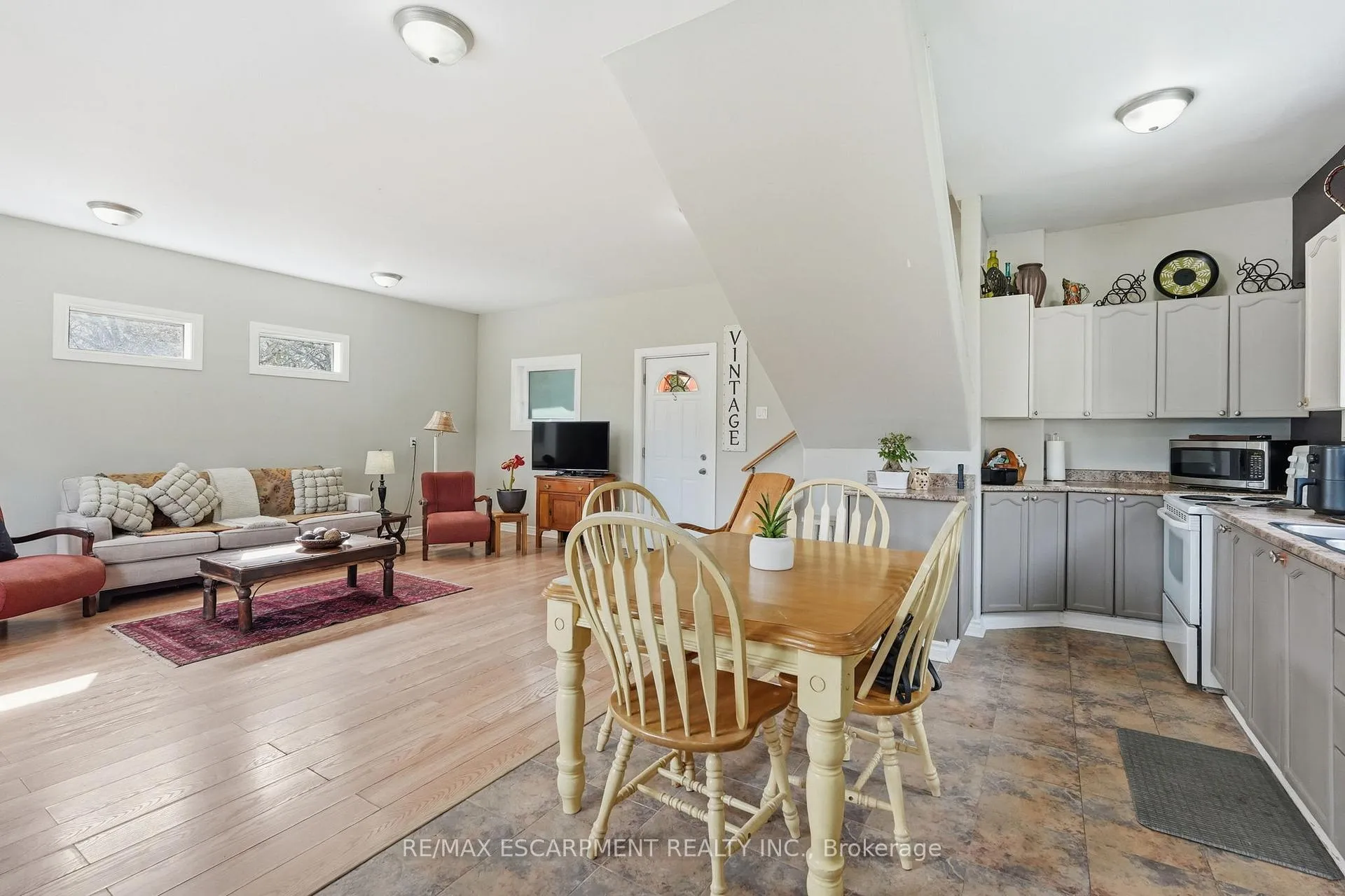 Photo 35 of 19 5TH Concession E, Hamilton, Rural Flamborough — HOMEH