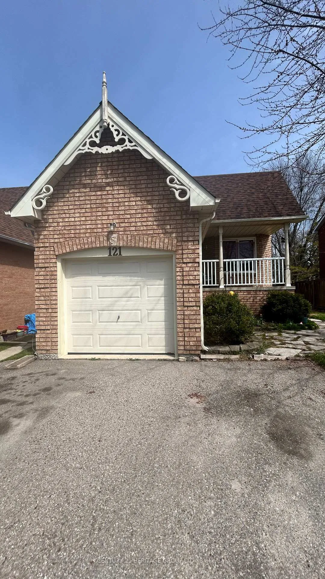 Photo 2 of Unit Upper, 121 Heydon Avenue, New Tecumseth, Alliston — HOMEH