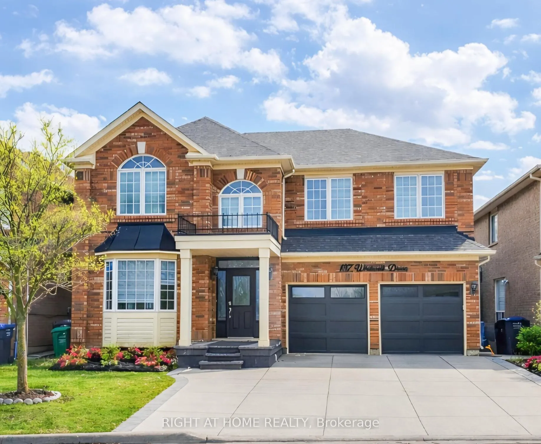 Photo 1 of 137 Whitwell Drive, Brampton, Vales of Castlemore — HOMEH