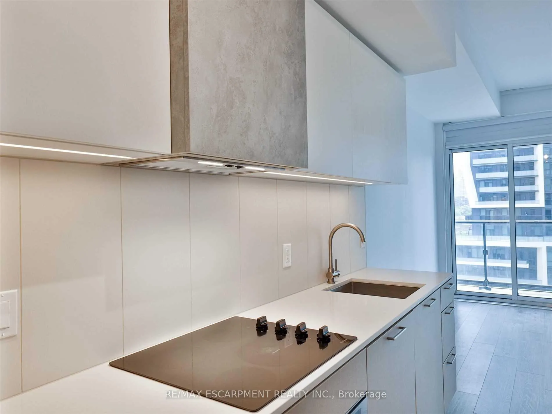 Photo 13 of Unit 705, 19 Western Battery Road, Toronto, Niagara — HOMEH