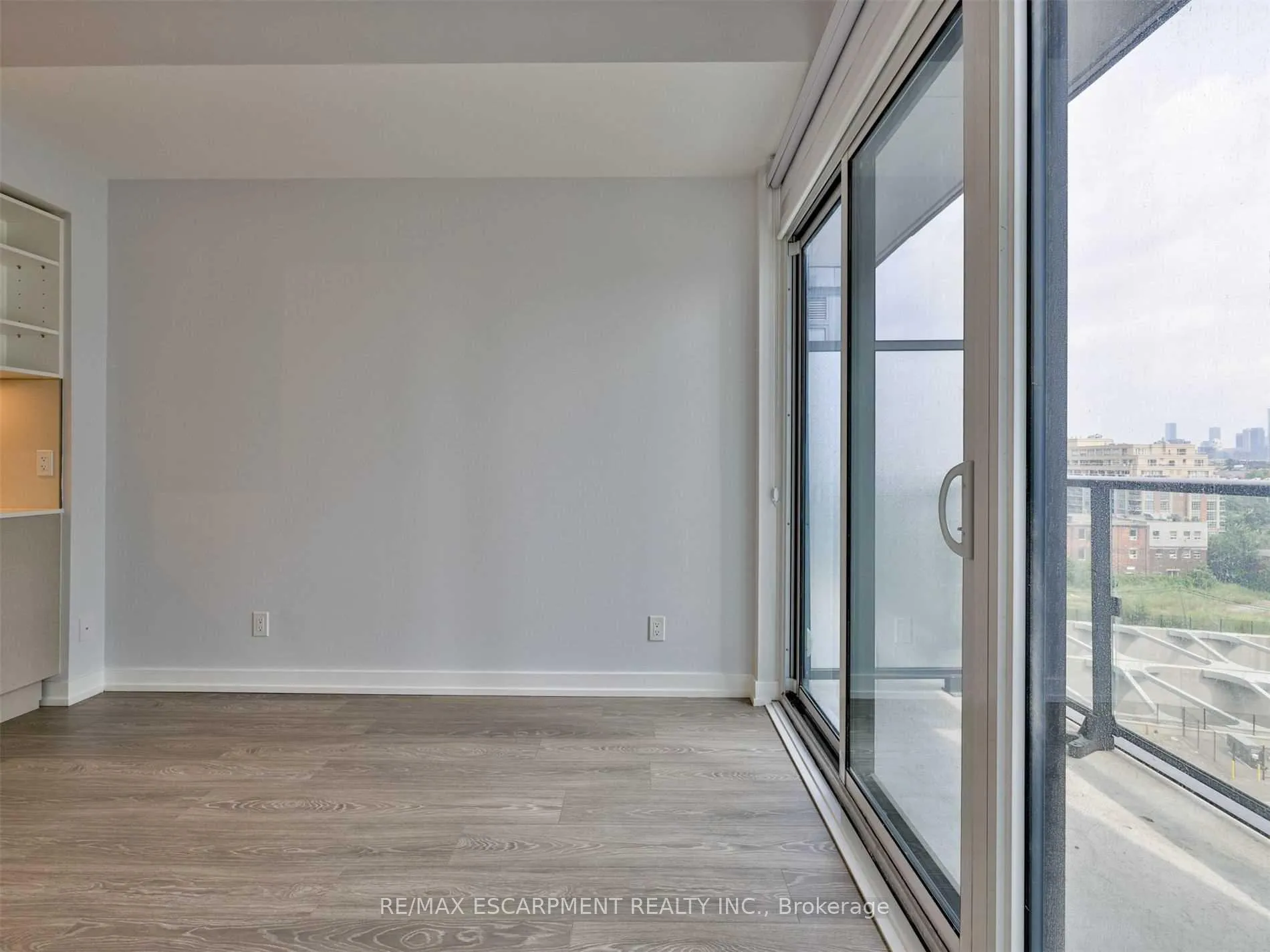 Photo 18 of Unit 705, 19 Western Battery Road, Toronto, Niagara — HOMEH