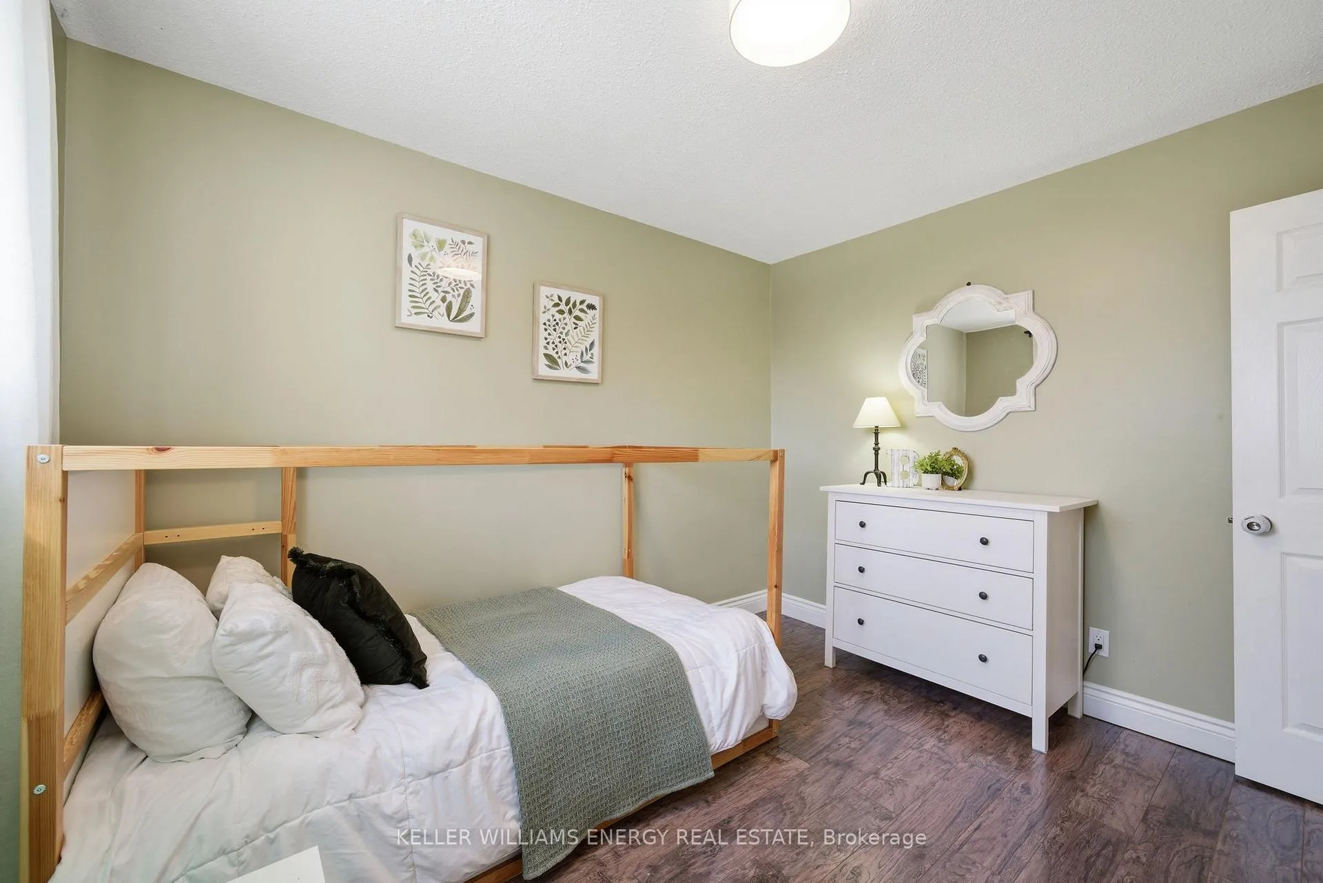 Photo 29 of 67 Rhonda Boulevard, Clarington, Bowmanville — HOMEH
