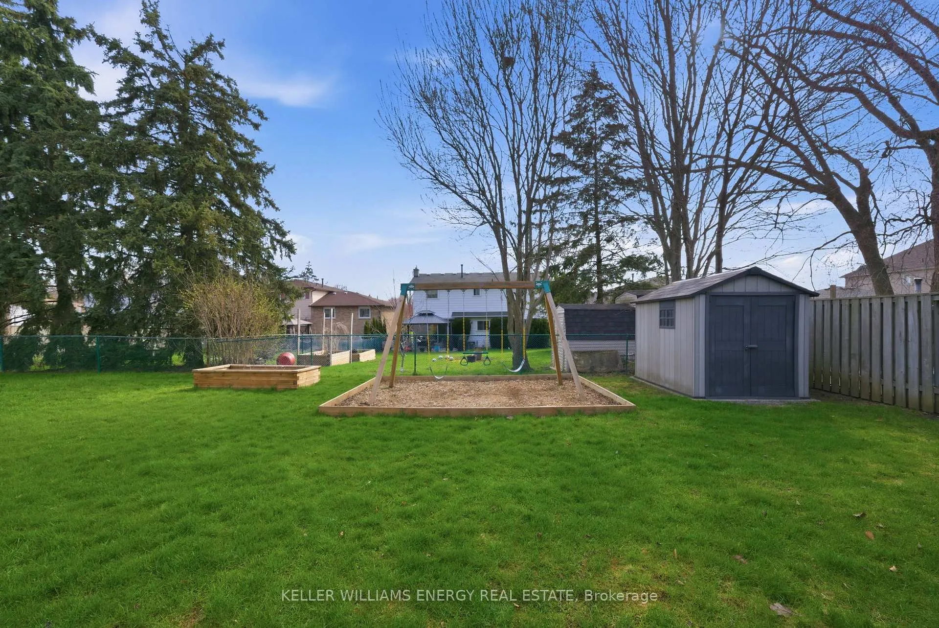 Photo 34 of 67 Rhonda Boulevard, Clarington, Bowmanville — HOMEH