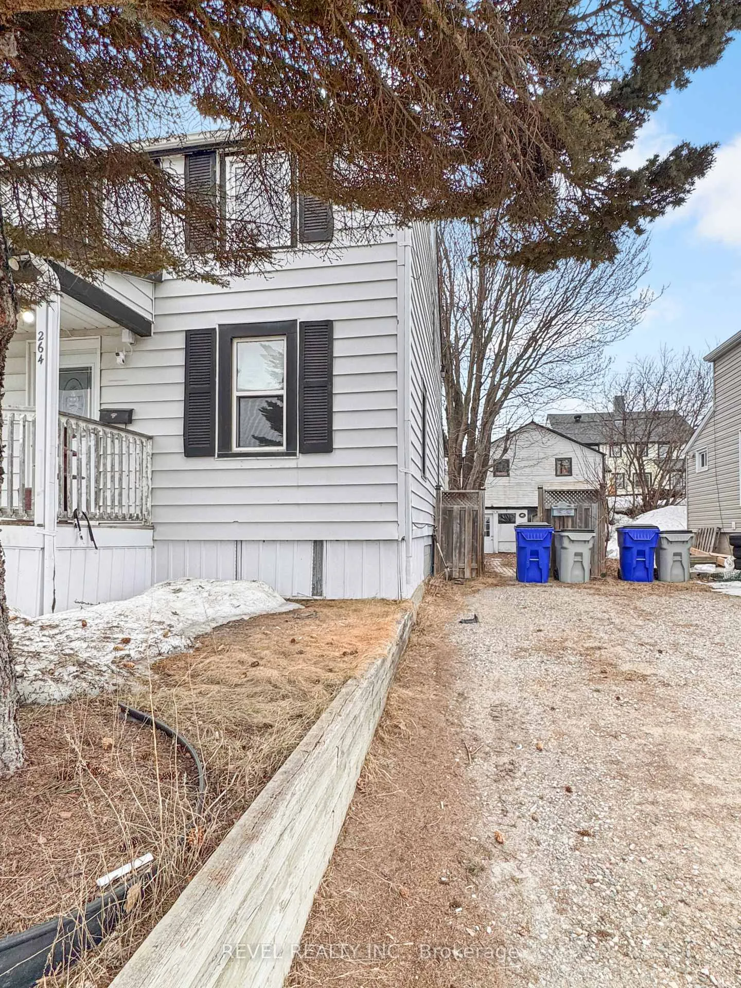 Photo 2 of 264 Cherry Street, Timmins, TNE - Hill District — HOMEH
