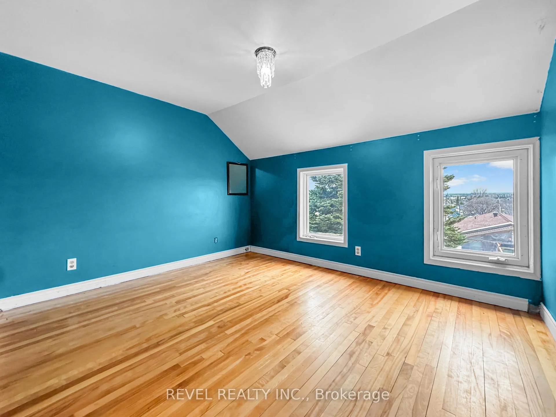 Photo 16 of 264 Cherry Street, Timmins, TNE - Hill District — HOMEH