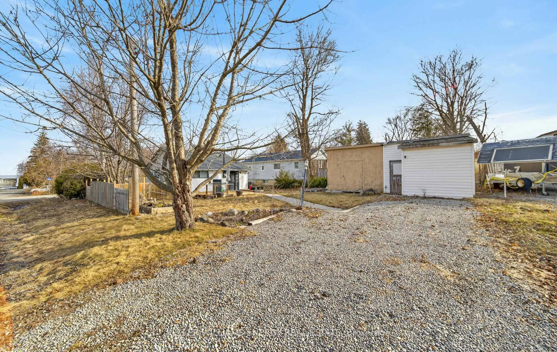 Photo 7 of 108 Centre Street, Scugog, Rural Scugog — HOMEH