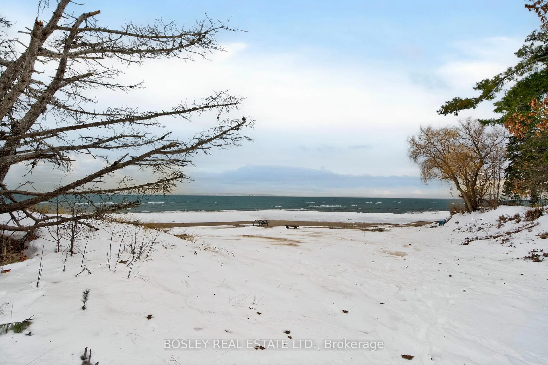Photo 27 of 1204 Tiny Beaches Road N, Tiny, Rural Tiny — HOMEH
