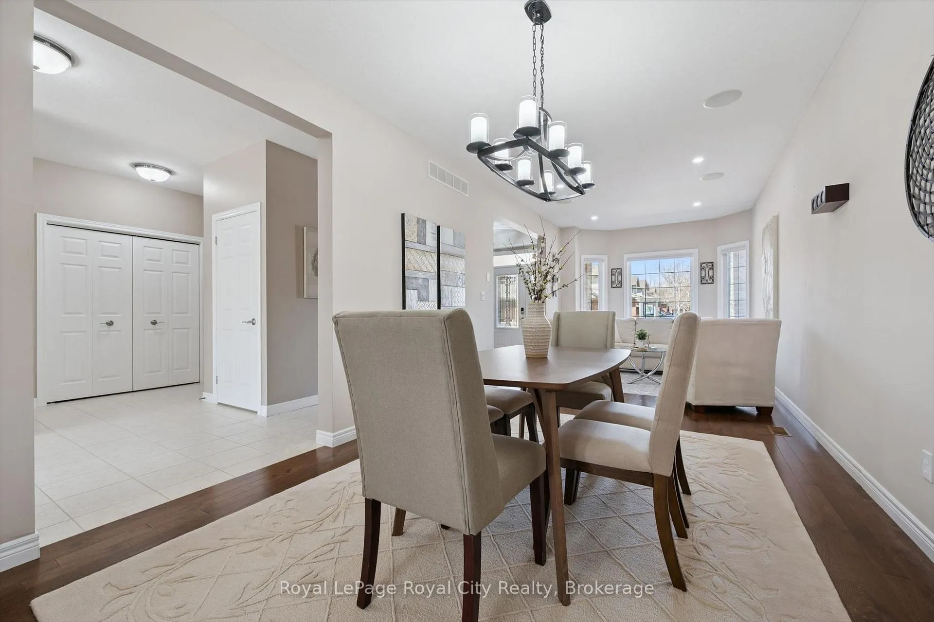Photo 8 of 760 Willow Road, Guelph, Willow West/Sugarbush/West Acres — HOMEH