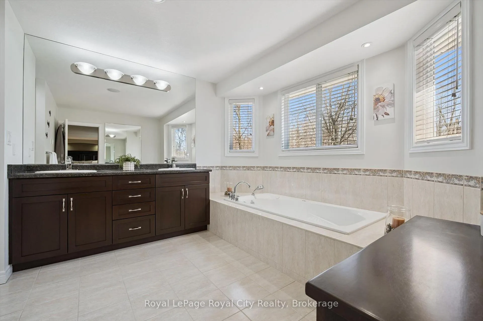 Photo 30 of 760 Willow Road, Guelph, Willow West/Sugarbush/West Acres — HOMEH