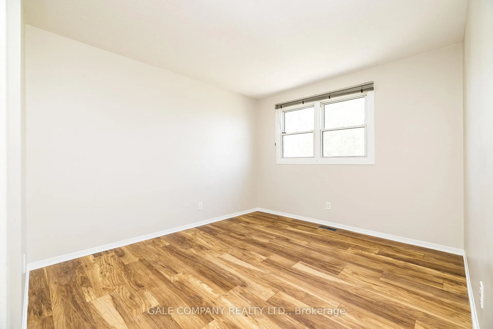 Photo 16 of 193 Edward Street S, Arnprior — HOMEH