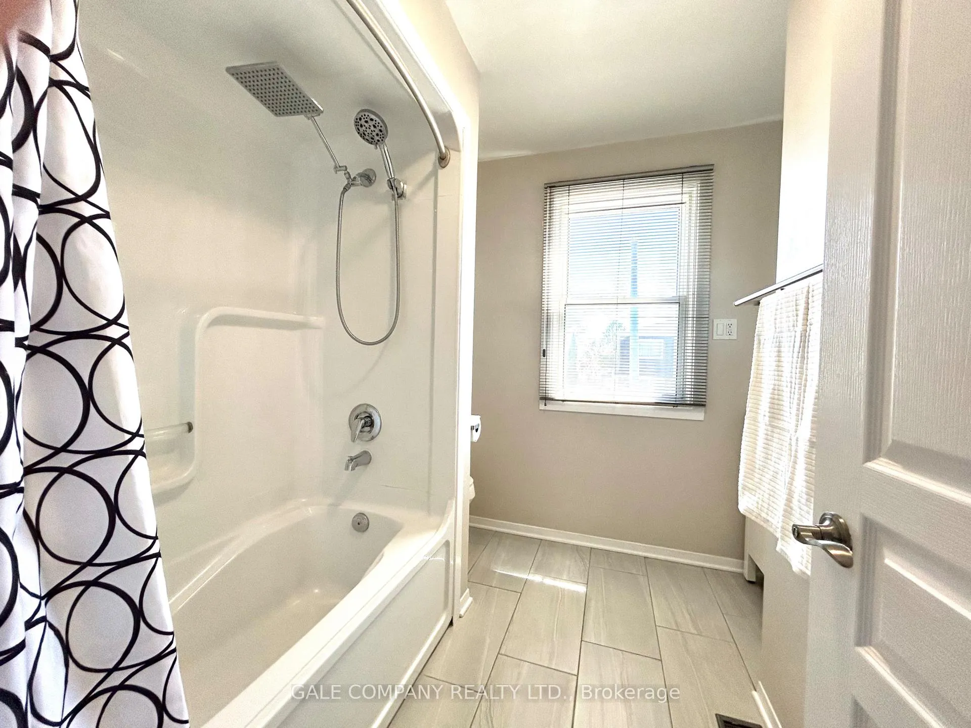 Photo 26 of 193 Edward Street S, Arnprior — HOMEH